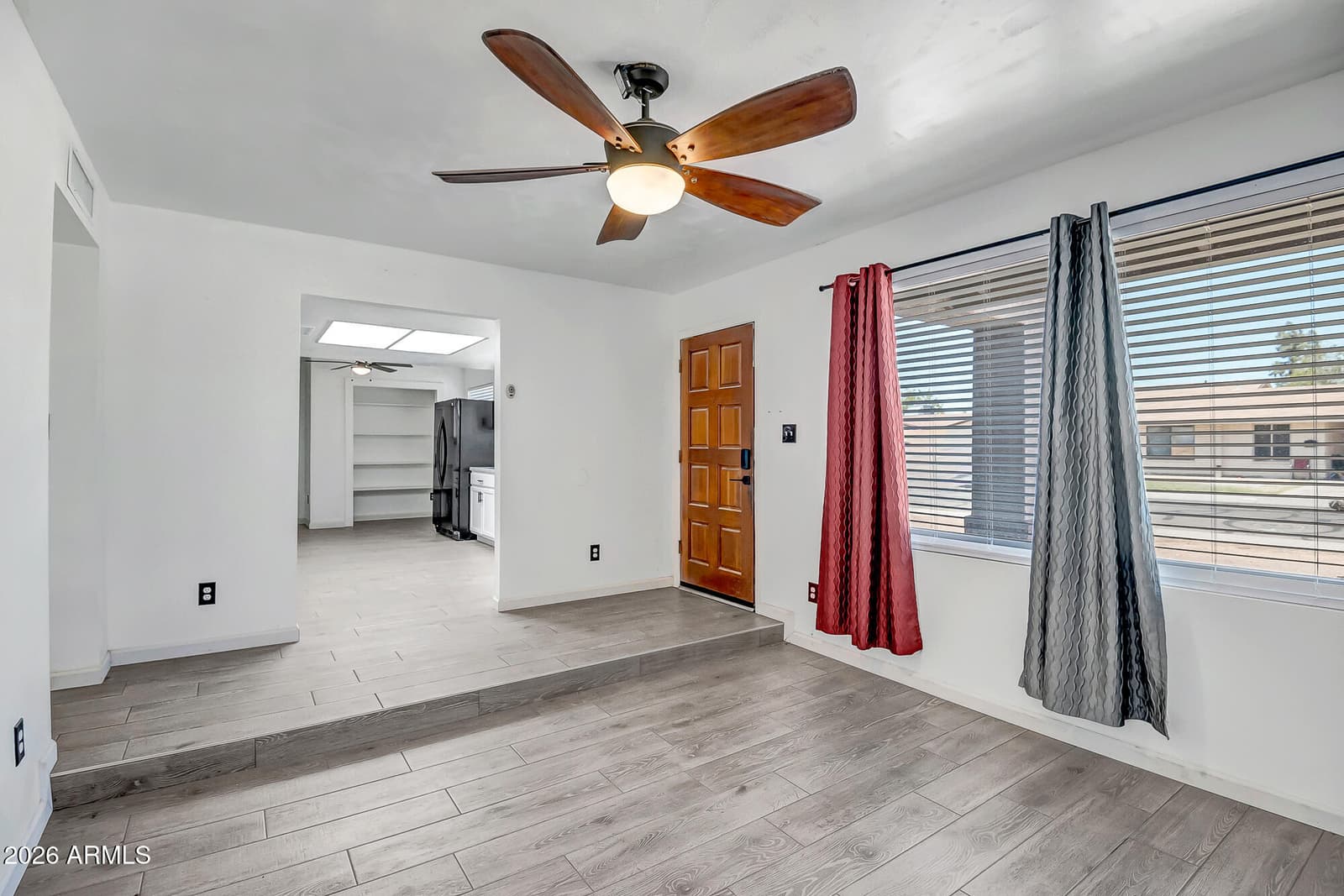 8813 W TURNEY Avenue, Phoenix, AZ 85037 — photo 4 of 30