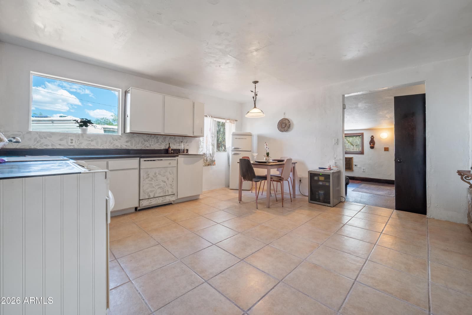 4911 E BEVERS Street, Sierra Vista, AZ 85650 — photo 11 of 31