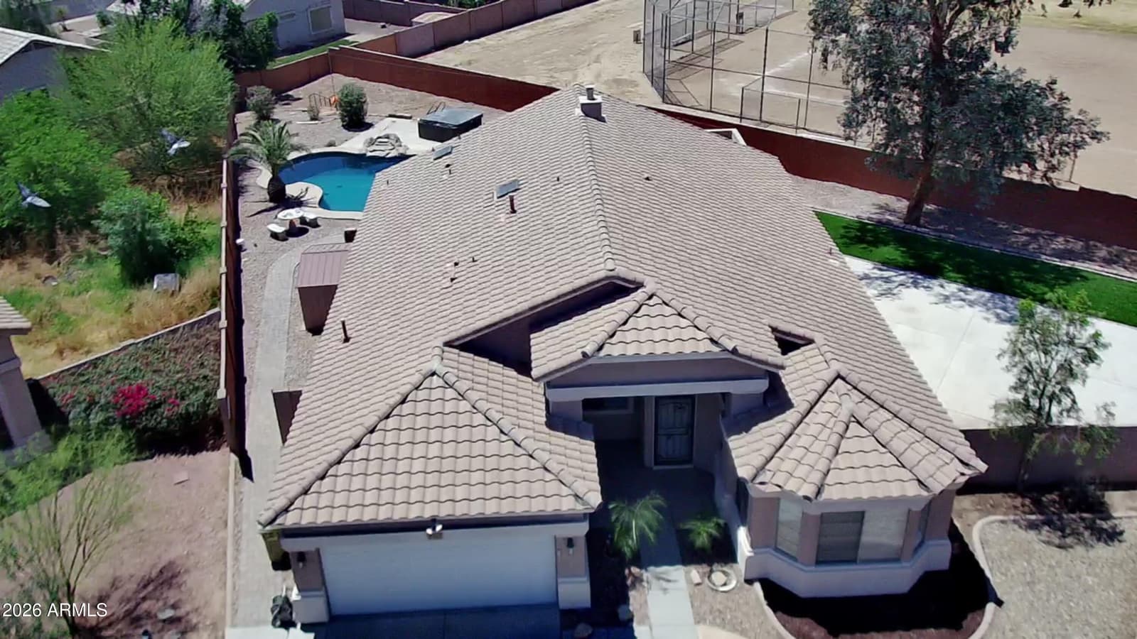 6302 N 69TH Drive, Glendale, AZ 85303 — photo 2 of 55