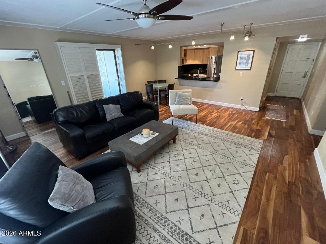 5110 N 31ST Way 321, Phoenix, AZ 85016 — photo 9 of 34