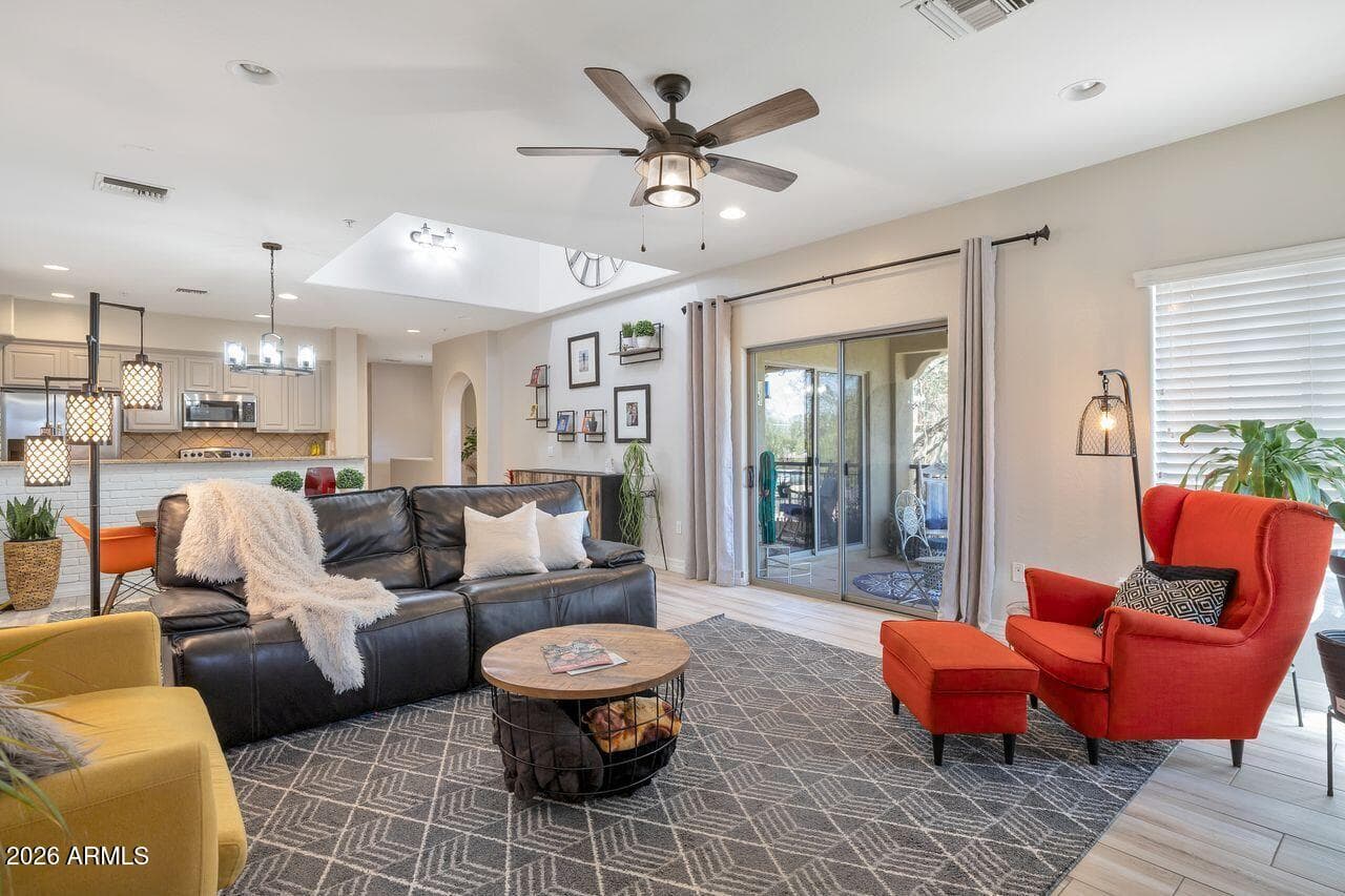 3935 E ROUGH RIDER Road 1179, Phoenix, AZ 85050 — photo 14 of 54