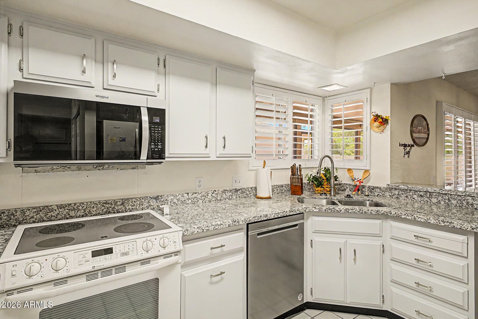 26417 S TRURO Drive, Sun Lakes, AZ 85248 — photo 11 of 59