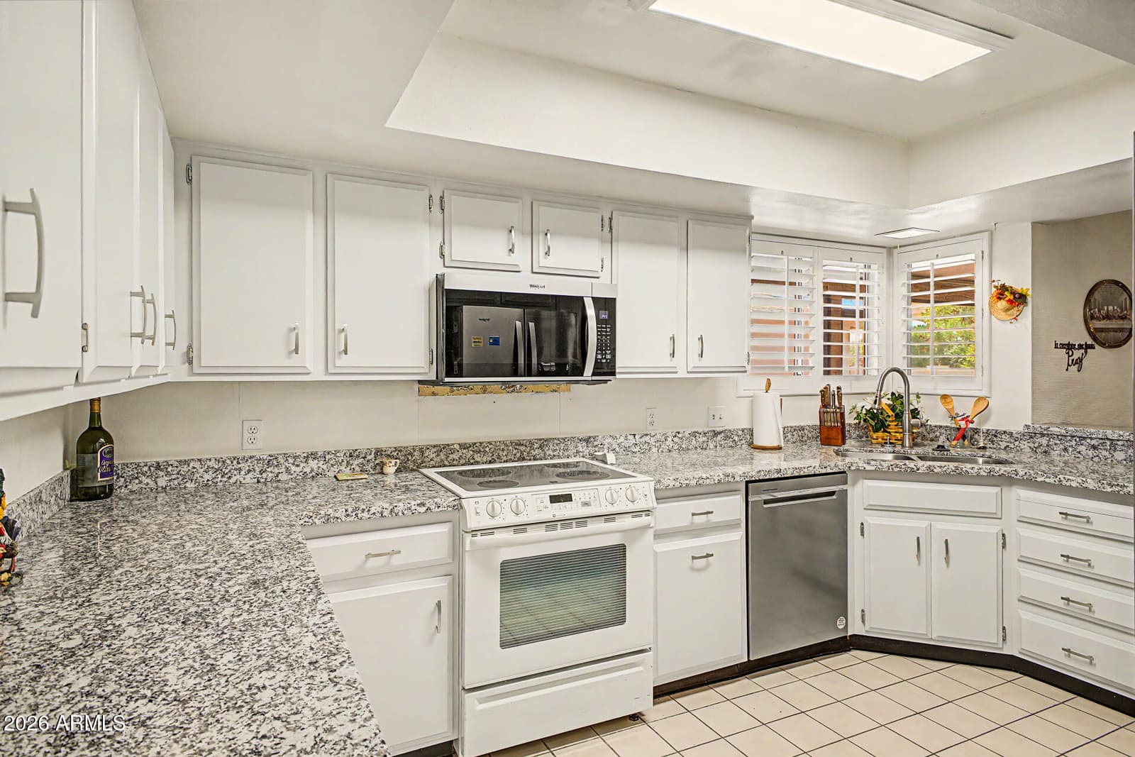 26417 S TRURO Drive, Sun Lakes, AZ 85248 — photo 12 of 59