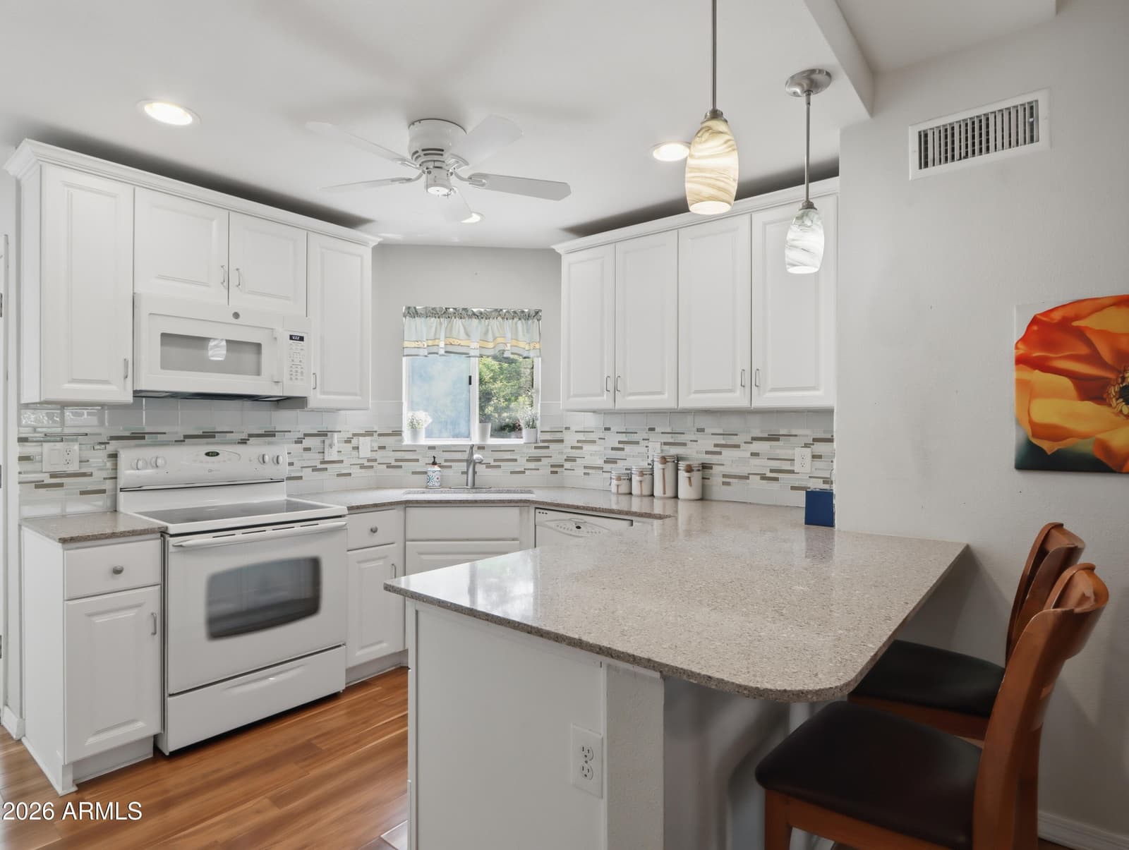 903 W Glendale Avenue 8, Phoenix, AZ 85021 — photo 11 of 32
