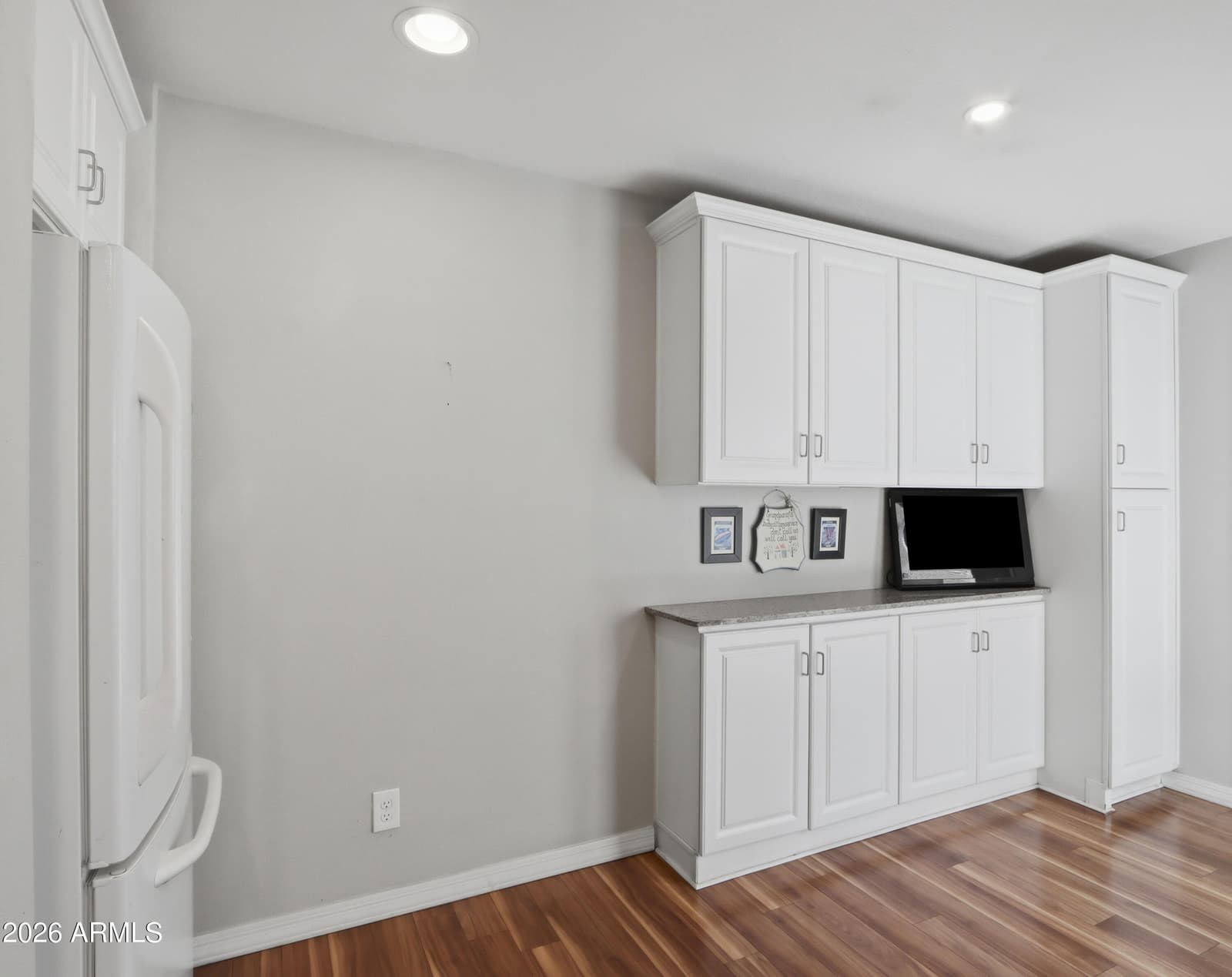 903 W Glendale Avenue 8, Phoenix, AZ 85021 — photo 13 of 32