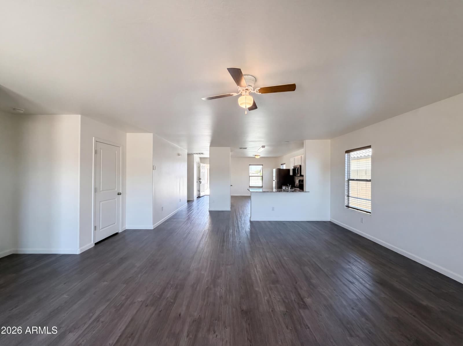 781 S SILVERCREEK Lane, Casa Grande, AZ 85122 — photo 10 of 23