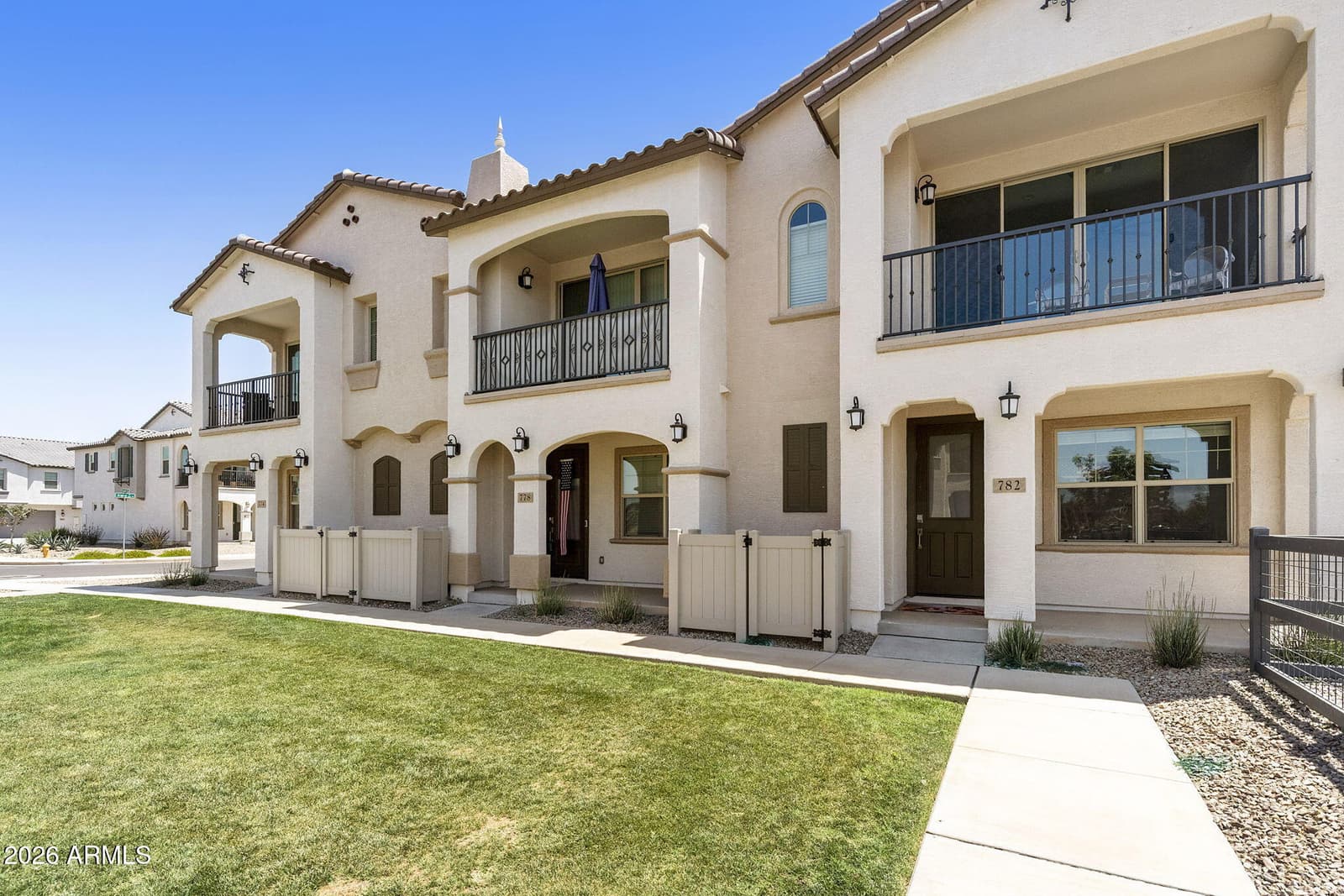 778 S OLYMPIC Drive, Gilbert, AZ 85296 — photo 4 of 33