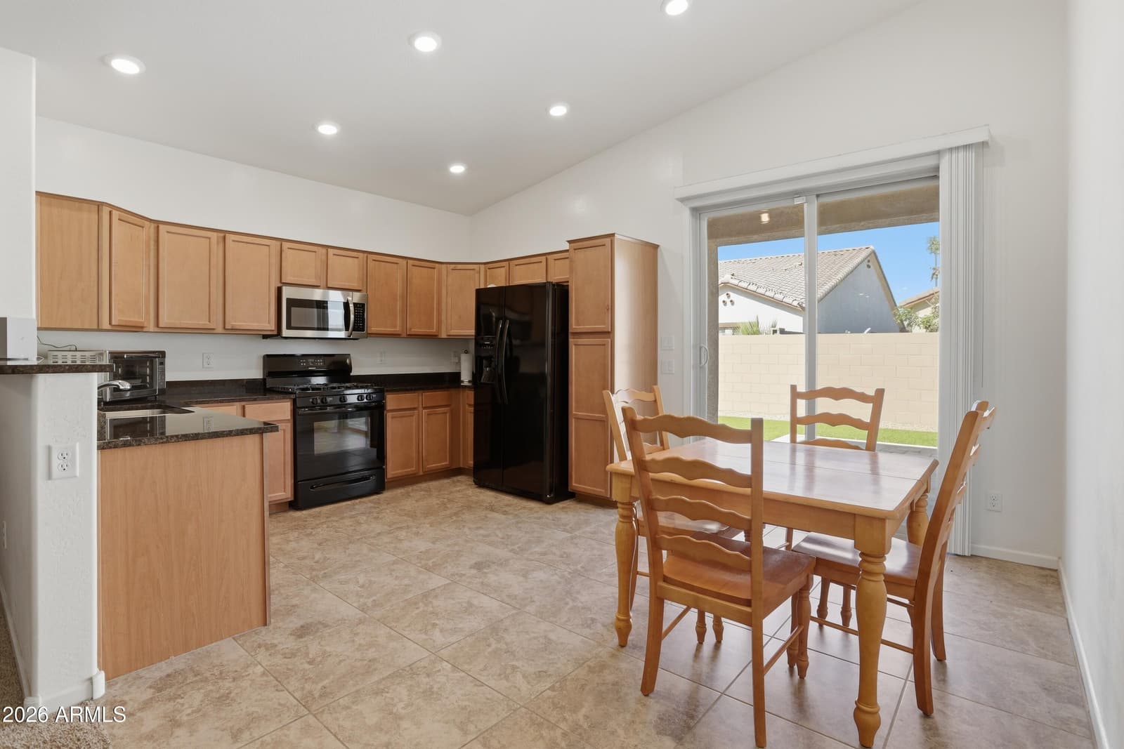260 N 199TH Drive, Buckeye, AZ 85326 — photo 7 of 28