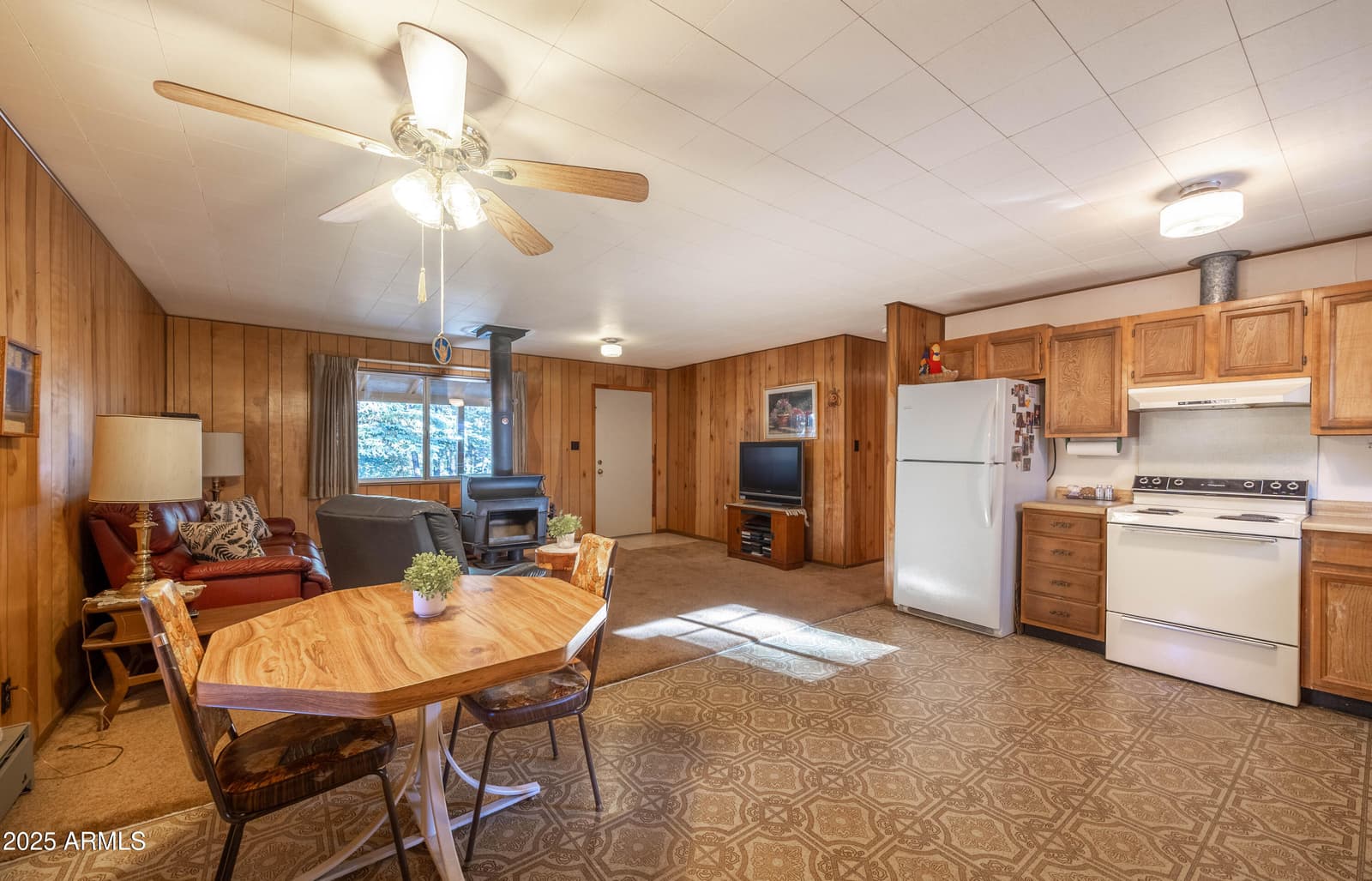 2190 Old Rim Road, Forest Lakes, AZ 85931 — photo 11 of 43