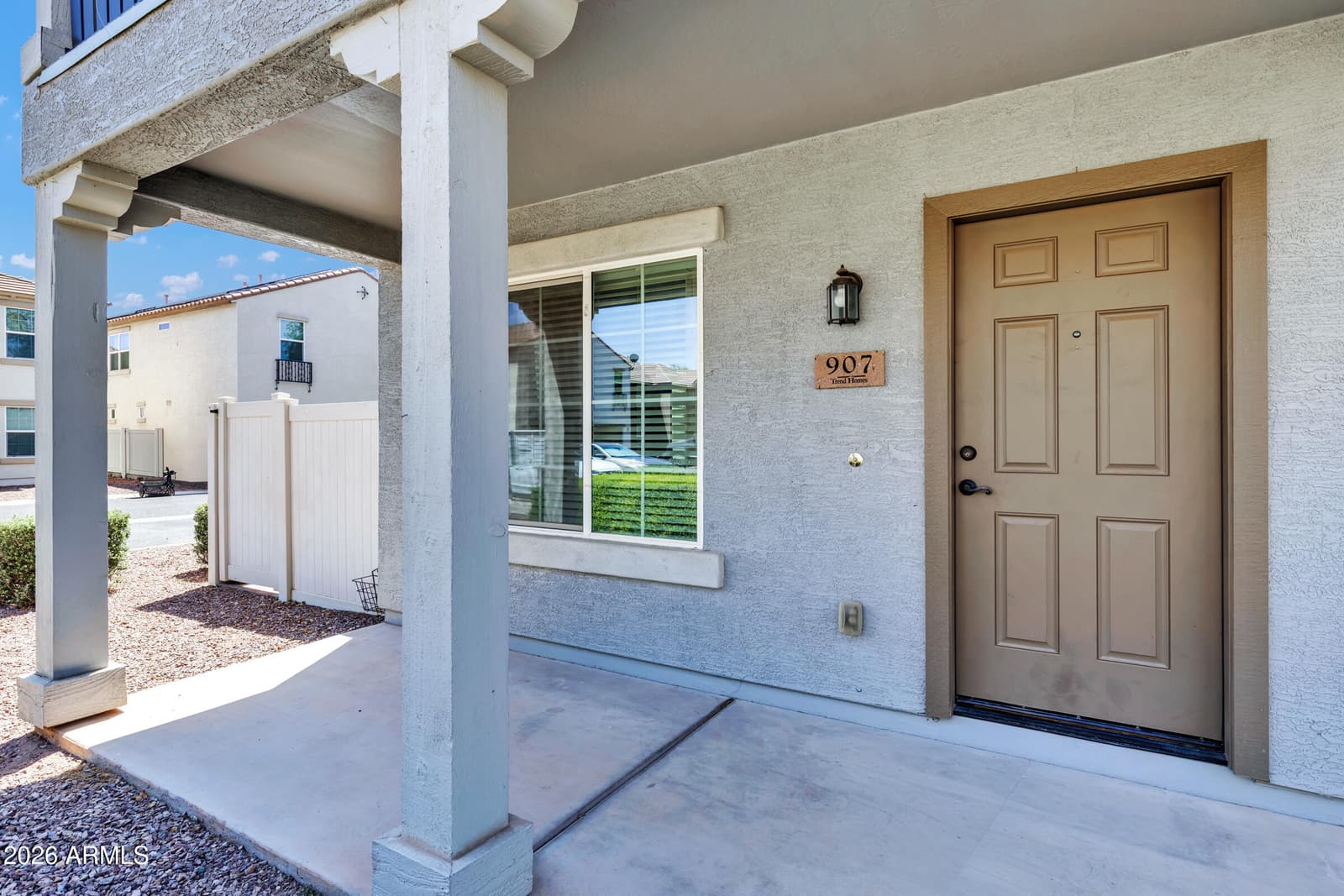 907 S HENRY Lane, Gilbert, AZ 85296 — photo 3 of 43