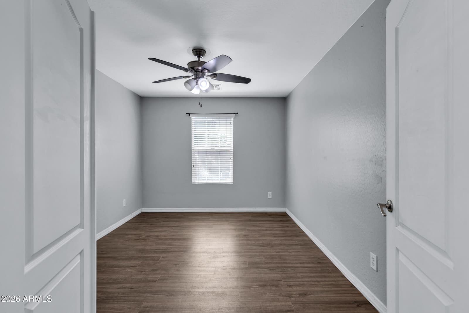 907 S HENRY Lane, Gilbert, AZ 85296 — photo 14 of 43