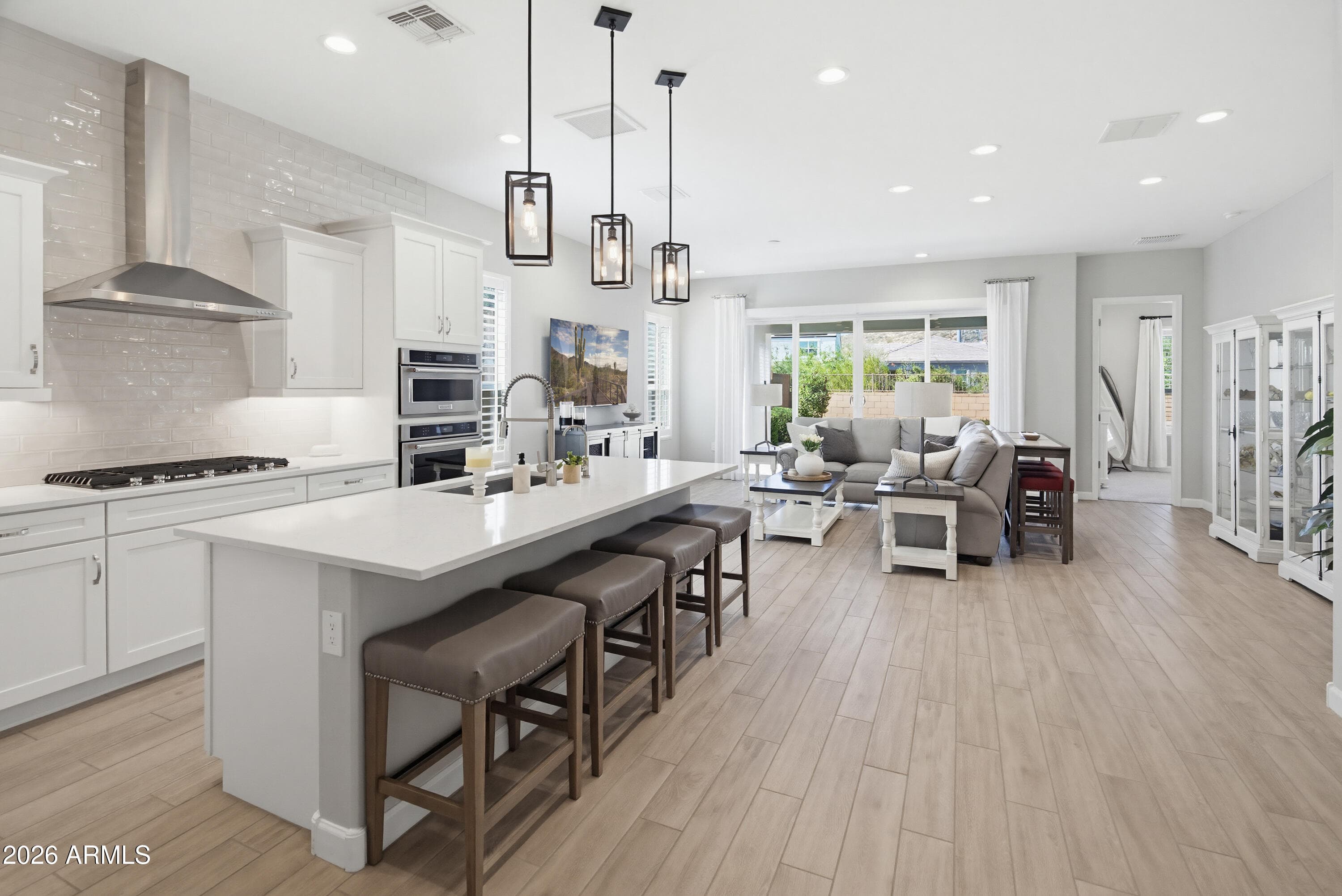2120 E PARK VIEW Lane, Phoenix, AZ 85024 — photo 1 of 50