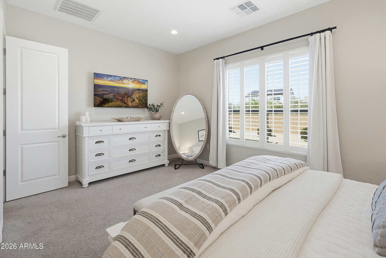 2120 E PARK VIEW Lane, Phoenix, AZ 85024 — photo 11 of 50