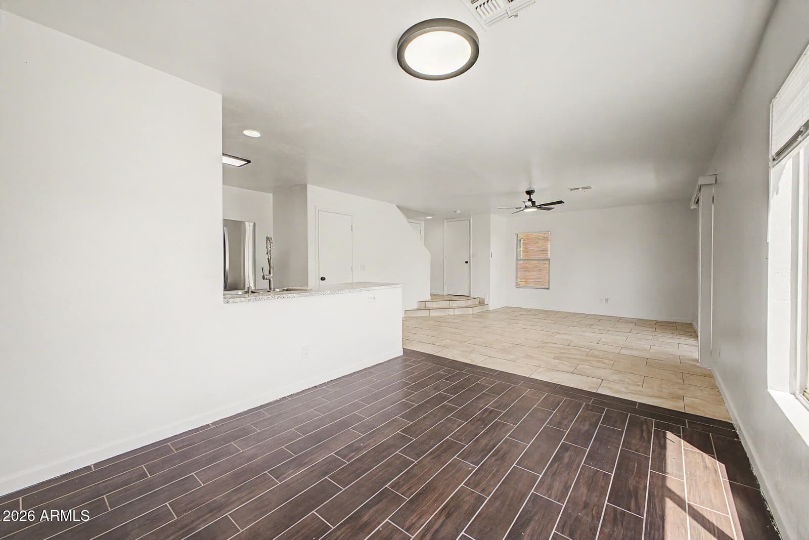 11223 W GLENROSA Avenue, Phoenix, AZ 85037 — photo 7 of 34