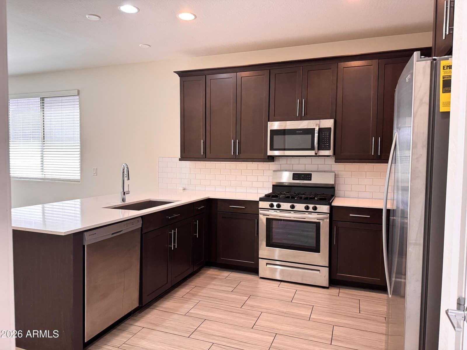 8913 W Palo Verde Drive, Glendale, AZ 85305 — photo 4 of 16