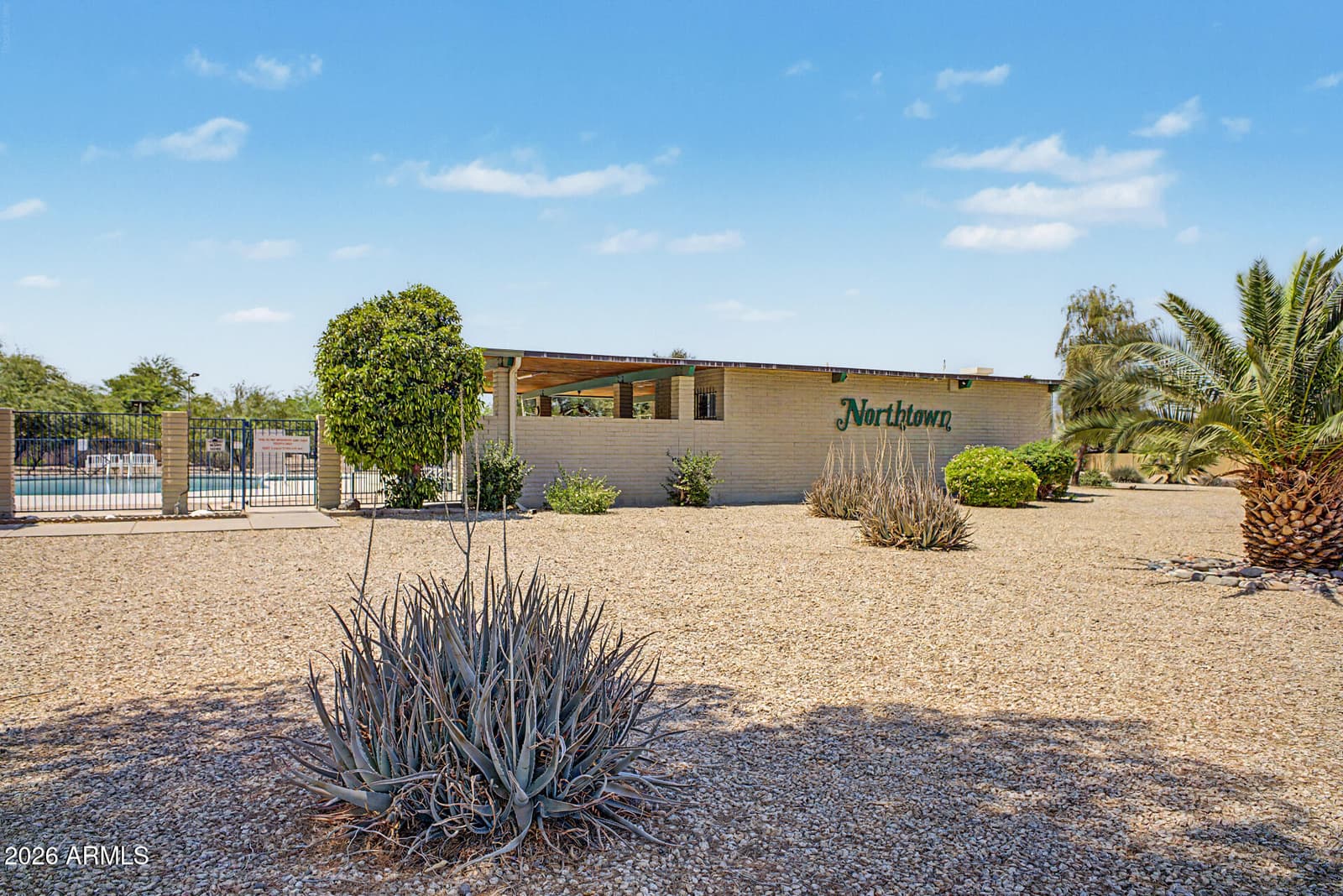 2024 E TIERRA BUENA Lane, Phoenix, AZ 85022 — photo 38 of 39