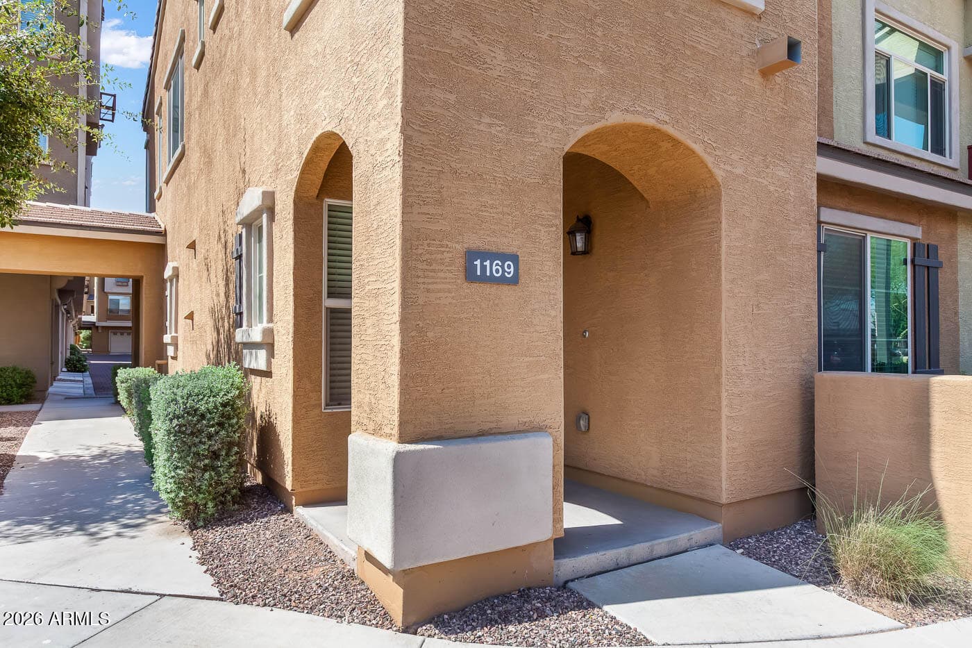 240 W JUNIPER Avenue 1169, Gilbert, AZ 85233 — photo 1 of 37