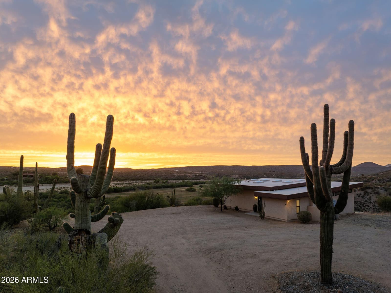 37455 S RINCON Road, Wickenburg, AZ 85390 — photo 81 of 91