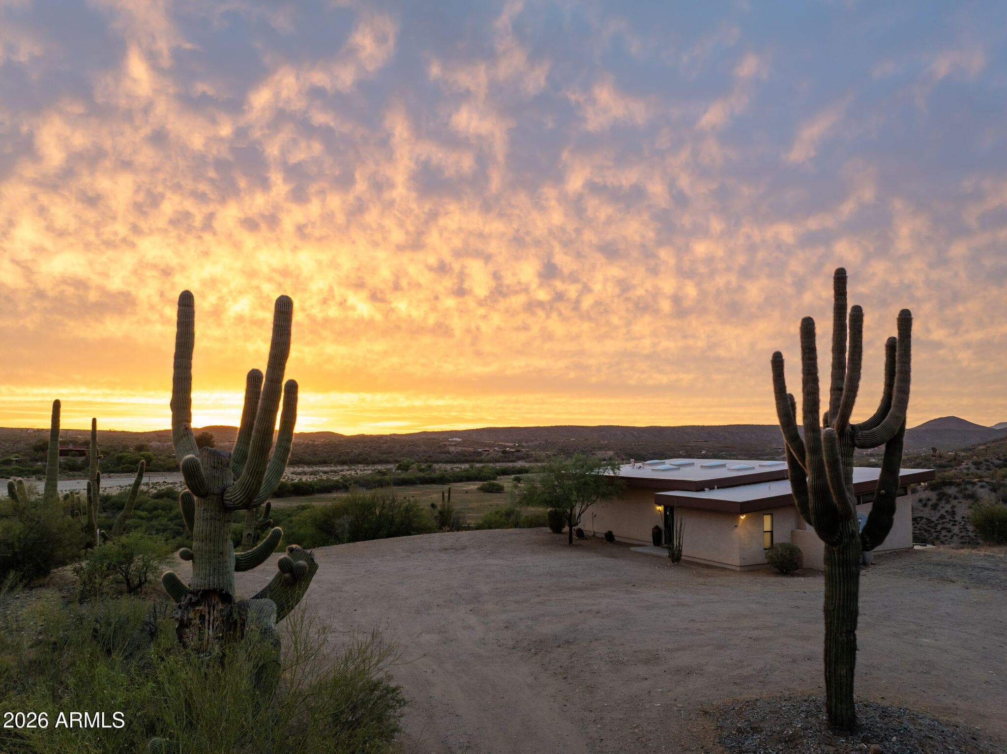 37455 S RINCON Road, Wickenburg, AZ 85390 — photo 81 of 91