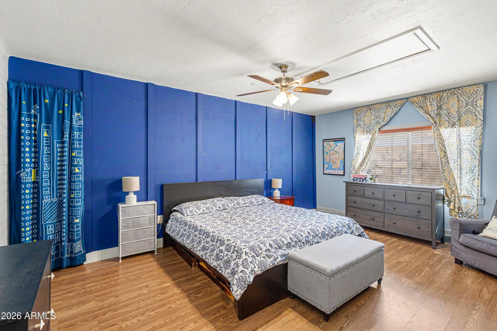 2209 W EDGEWOOD Avenue, Mesa, AZ 85202 — photo 11 of 39