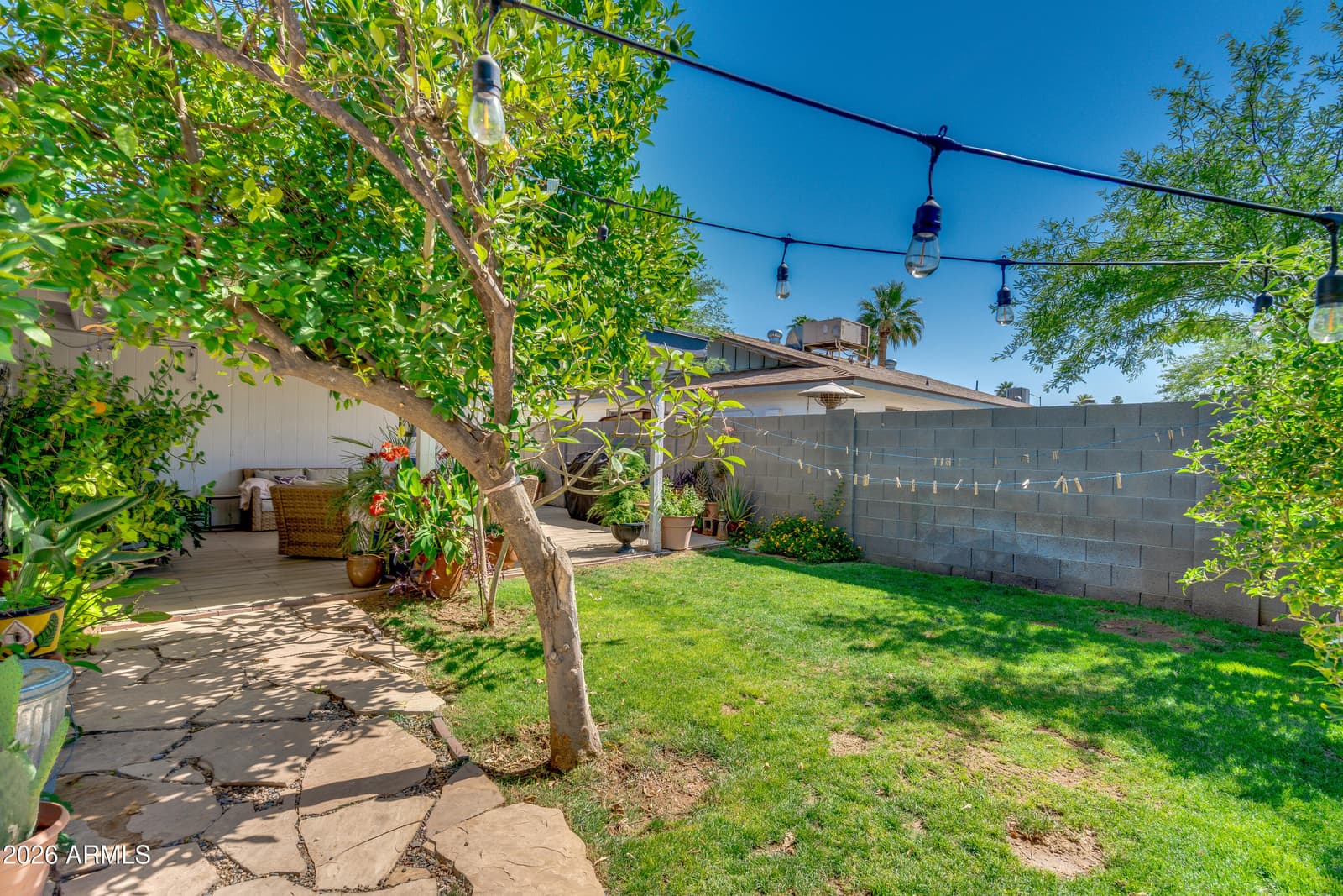2209 W EDGEWOOD Avenue, Mesa, AZ 85202 — photo 35 of 39