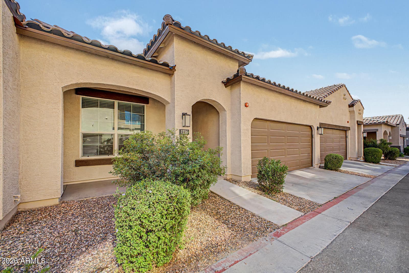 1255 N ARIZONA Avenue 1236, Chandler, AZ 85225 — photo 3 of 42