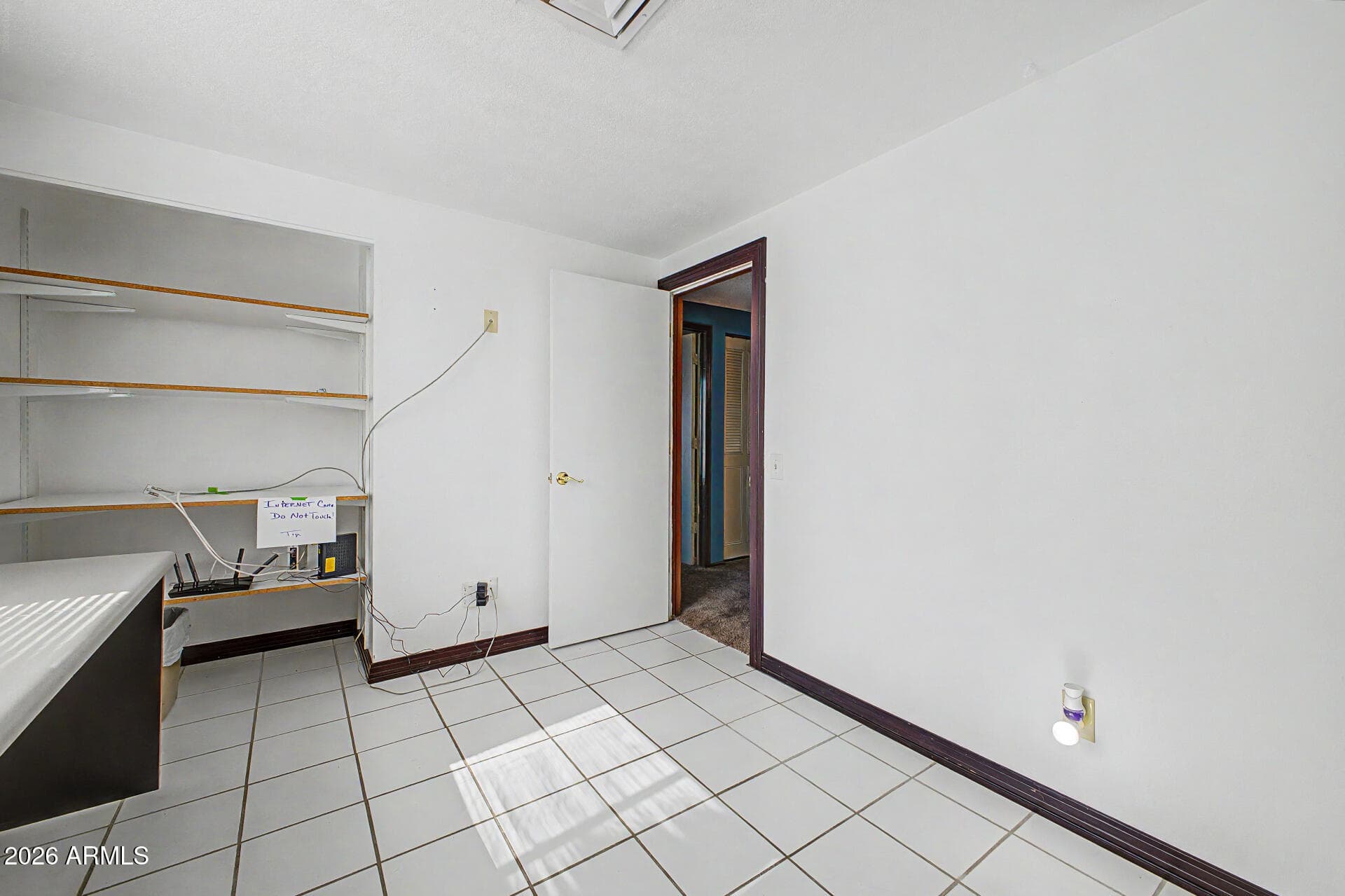 7145 W INDIANOLA Avenue, Phoenix, AZ 85033 — photo 24 of 38