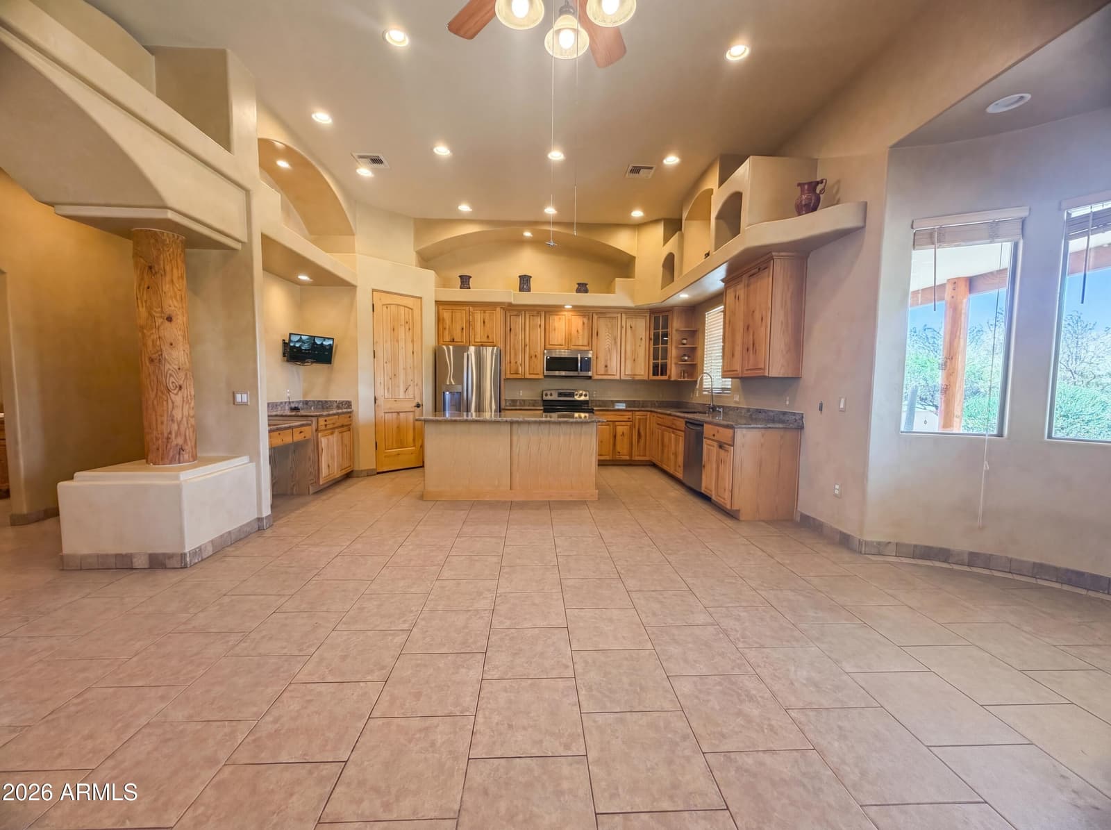 4496 S KINGS RANCH Road, Gold Canyon, AZ 85118 — photo 2 of 22