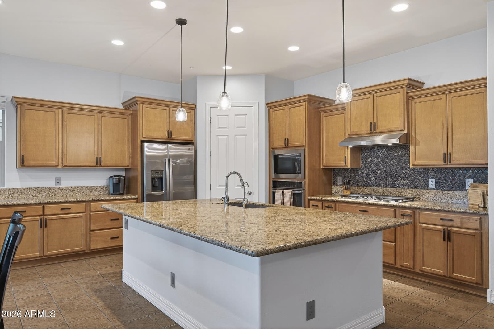 9563 W JJ RANCH Road, Peoria, AZ 85383 — photo 4 of 68