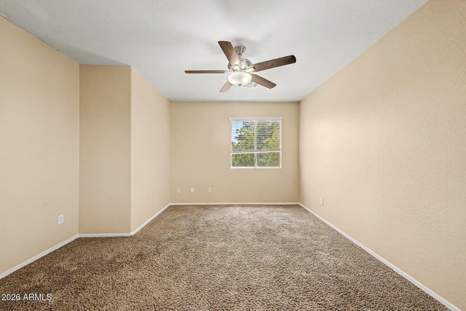 15940 W CROCUS Drive, Surprise, AZ 85379 — photo 5 of 37