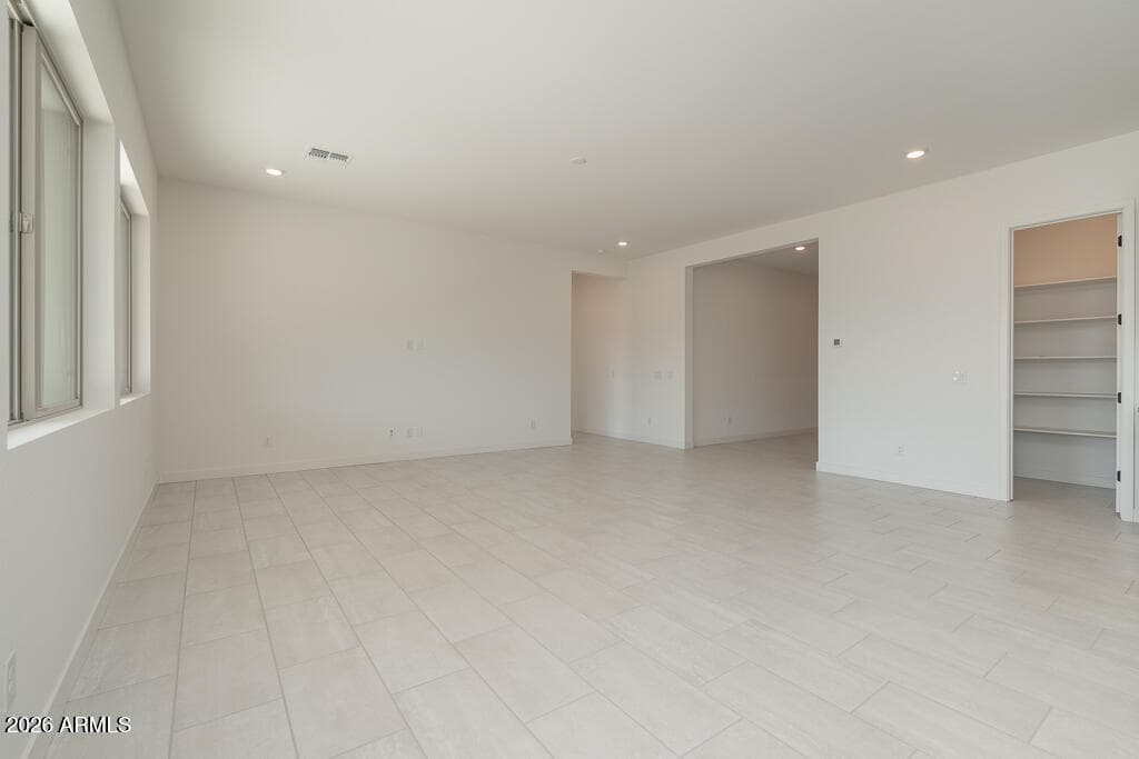2589 E ALFONSO Drive, San Tan Valley, AZ 85140 — photo 4 of 19