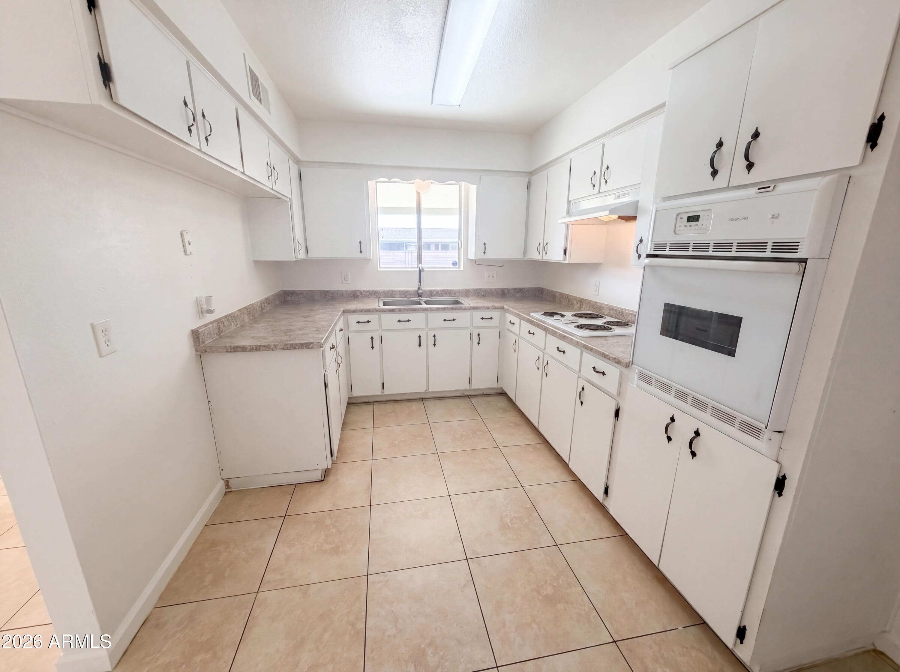 438 N ASH, Mesa, AZ 85201 — photo 2 of 25