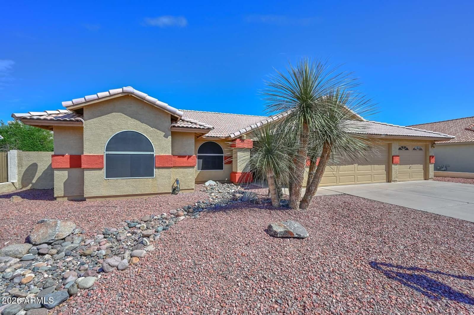 8758 W BLOOMFIELD Road, Peoria, AZ 85381 — photo 2 of 41