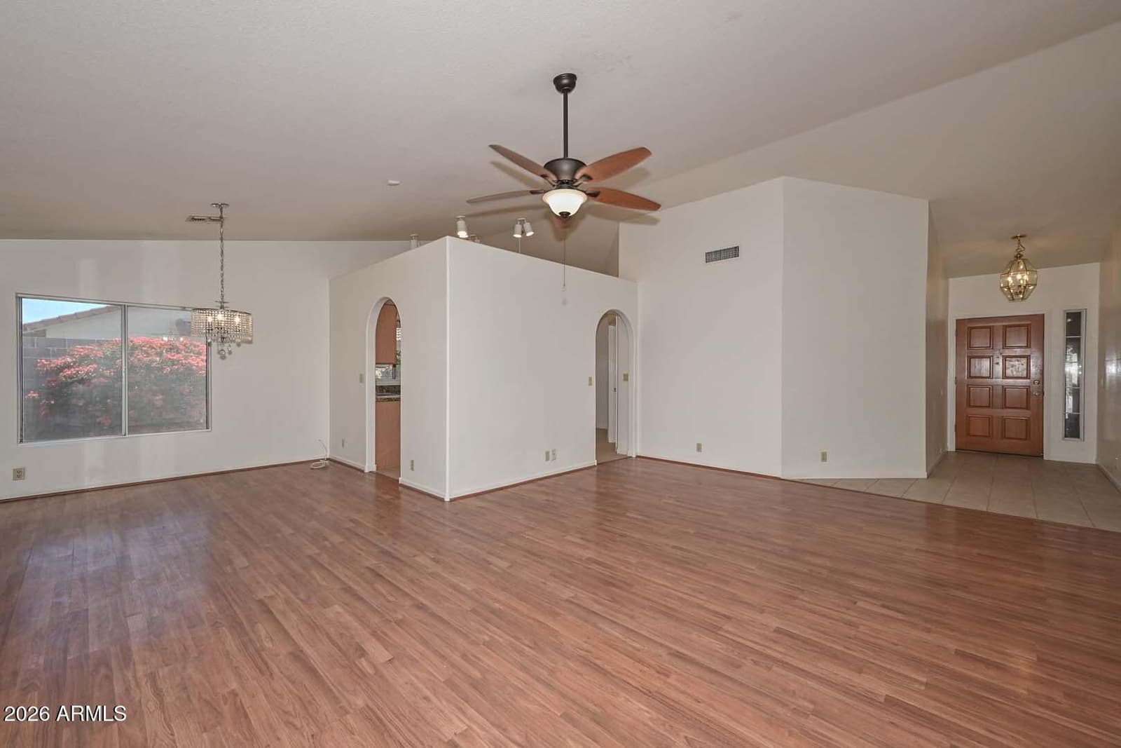 8758 W BLOOMFIELD Road, Peoria, AZ 85381 — photo 8 of 41