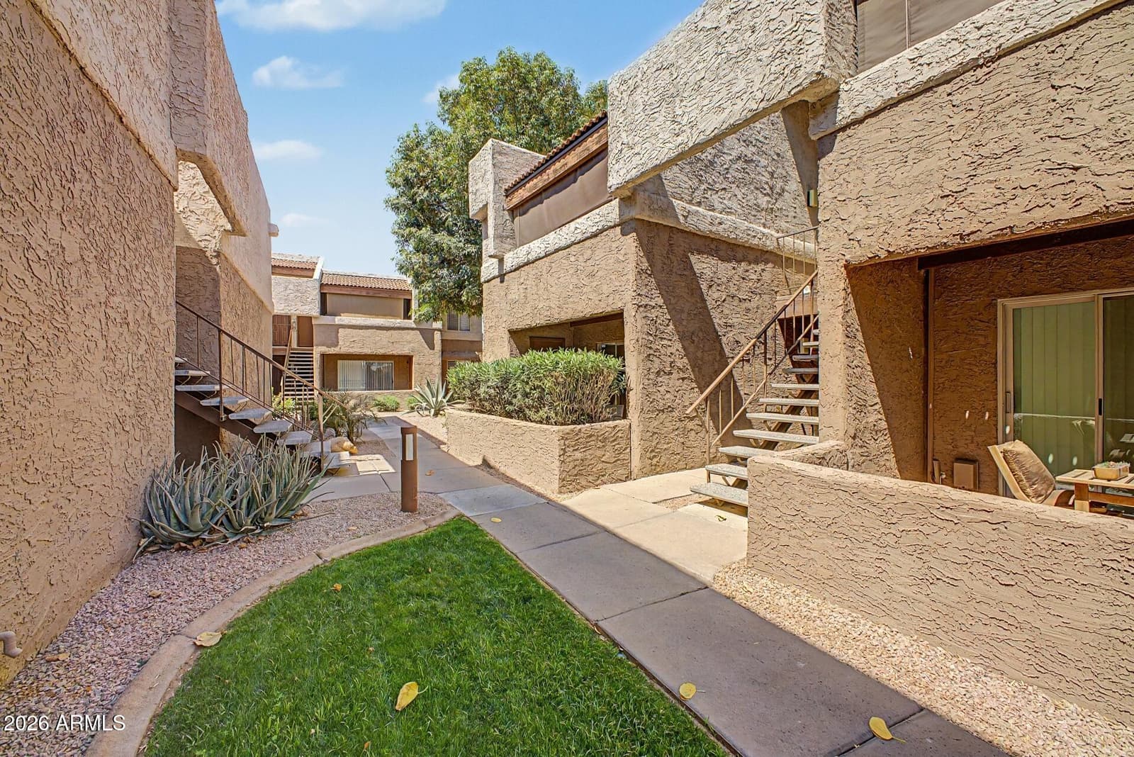 4554 E PARADISE VILLAGE Parkway 156, Phoenix, AZ 85032