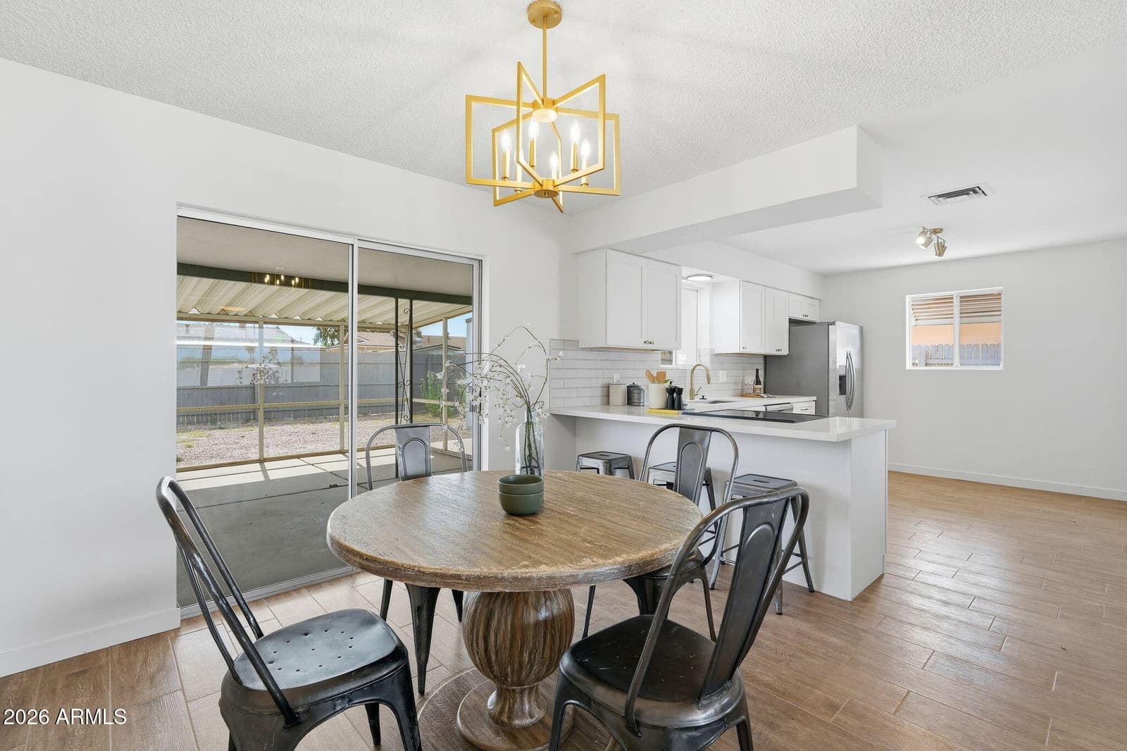 1427 S DELAWARE Drive, Apache Junction, AZ 85120 — photo 11 of 40