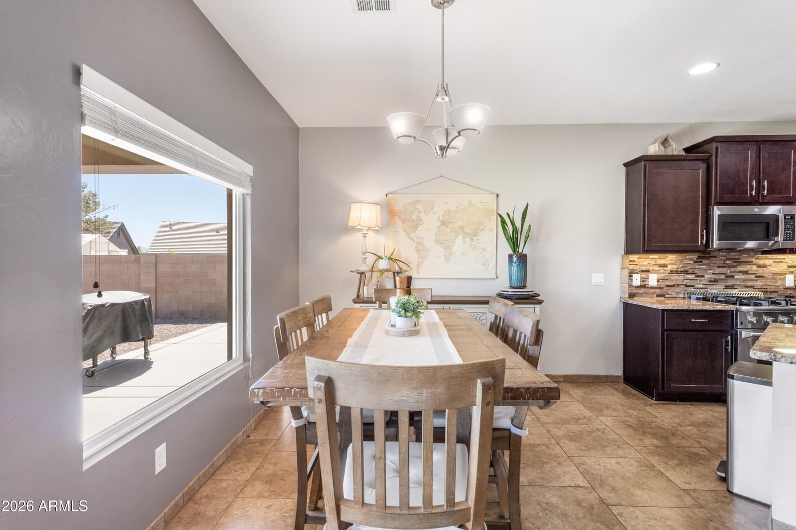 359 VERDE TRAIL Drive, Sierra Vista, AZ 85635 — photo 9 of 41