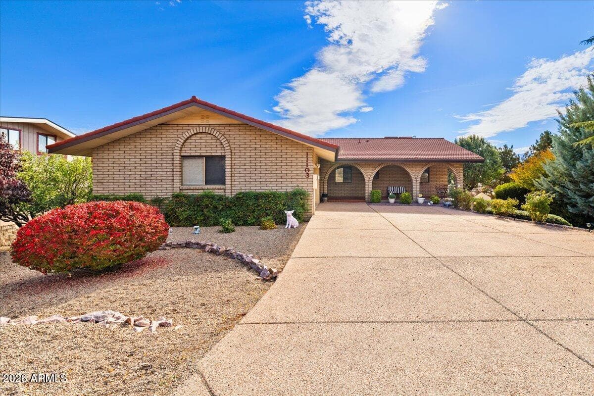 11103 E IRONWOOD Lane, Dewey, AZ 86327 — photo 2 of 54