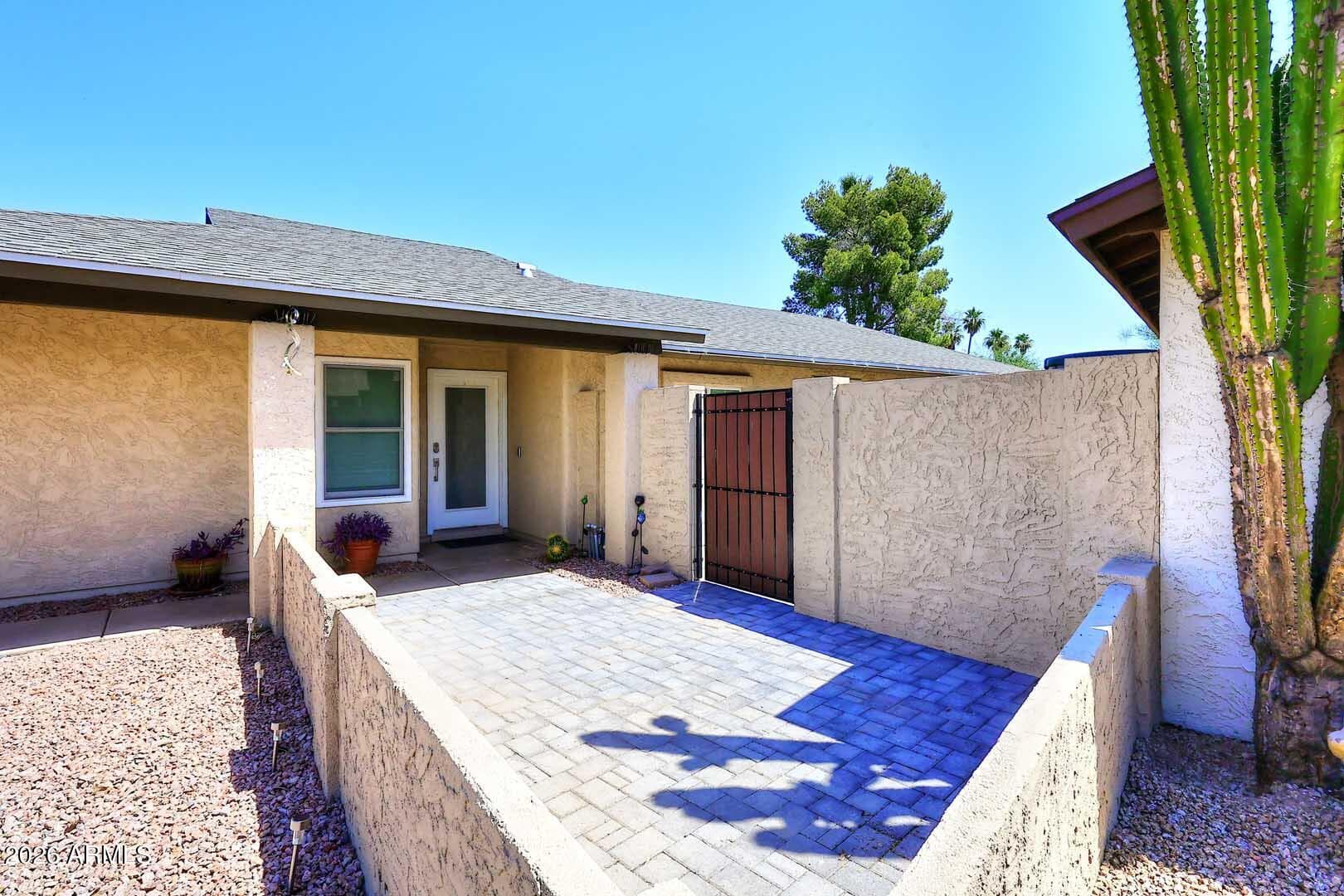 865 N ROOSEVELT Circle, Scottsdale, AZ 85257 — photo 4 of 54
