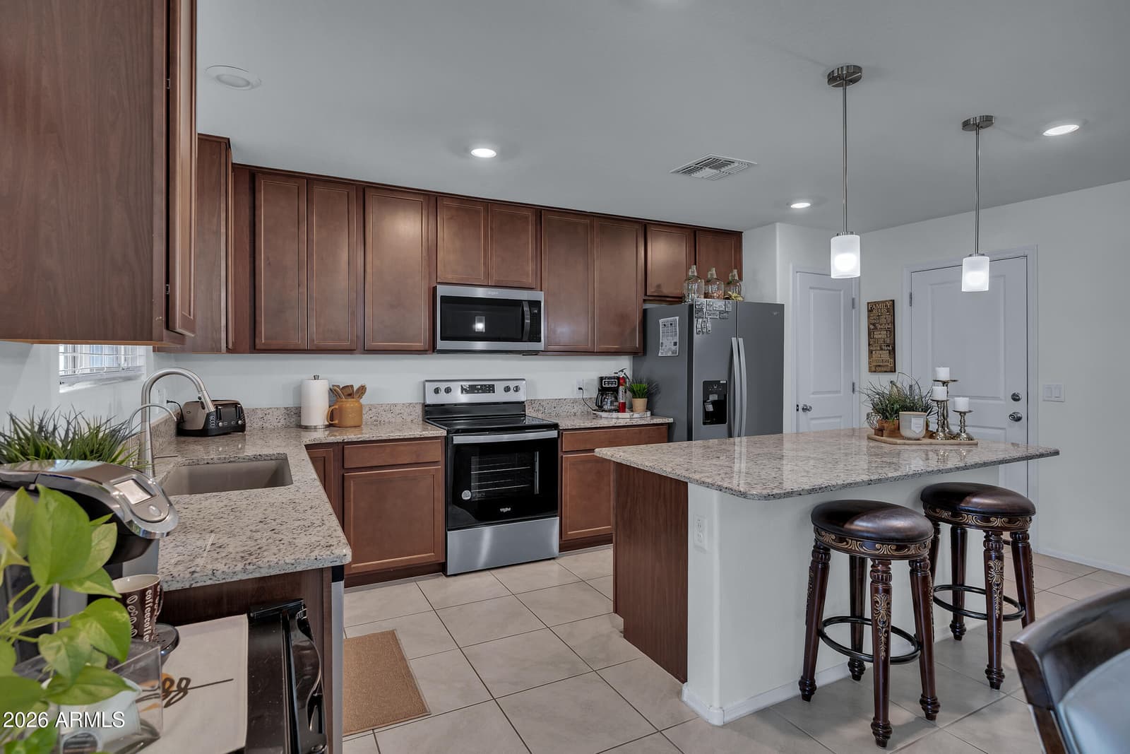 1430 E MARK Court, Casa Grande, AZ 85122 — photo 4 of 35