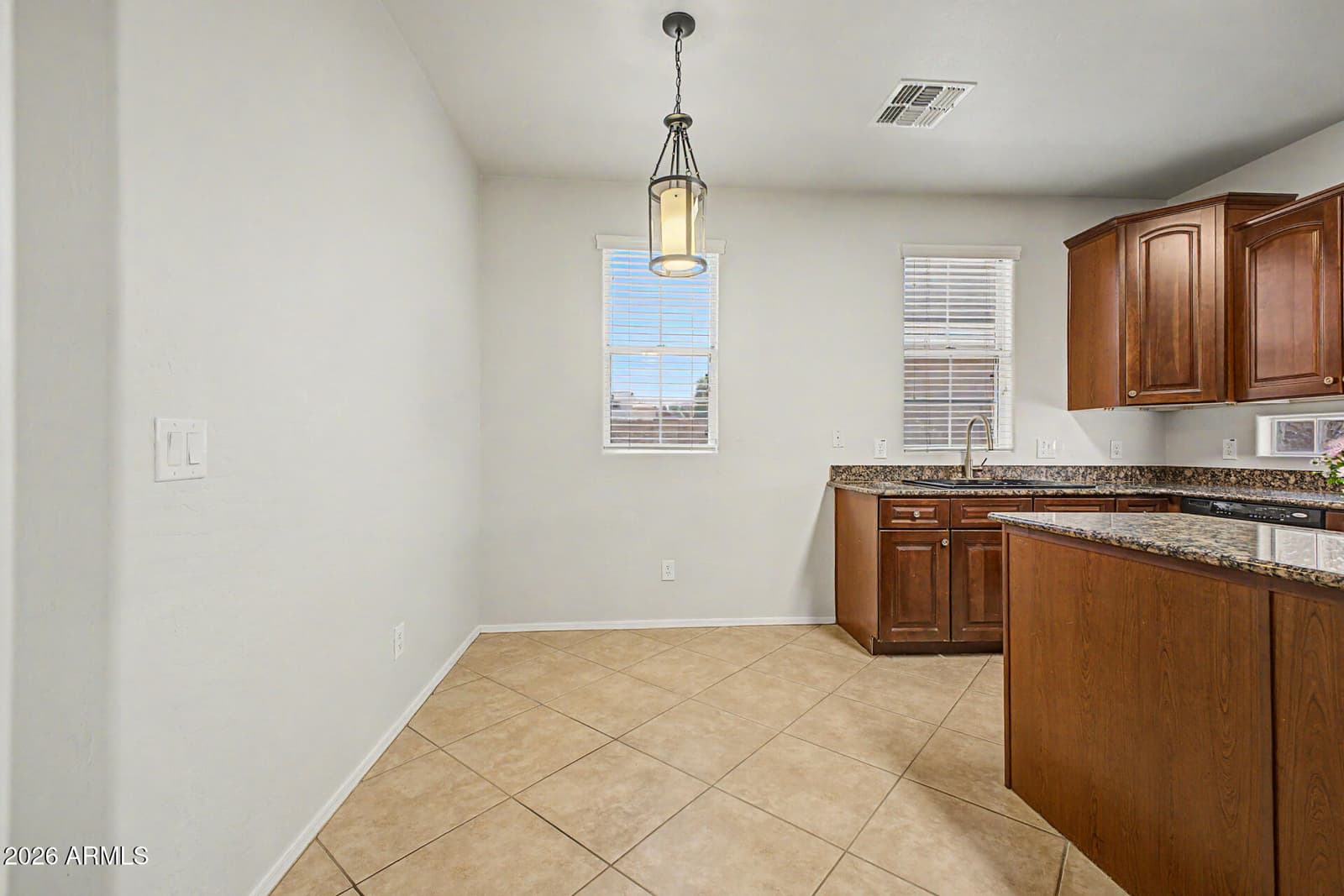 4343 E OAKLAND Street, Gilbert, AZ 85295 — photo 7 of 30