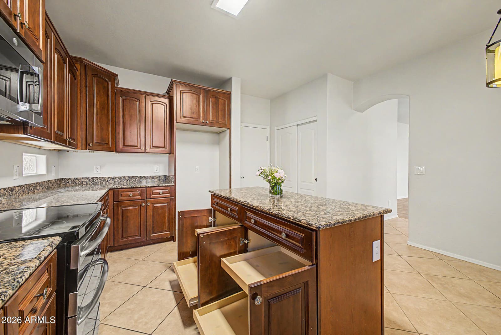 4343 E OAKLAND Street, Gilbert, AZ 85295 — photo 10 of 30