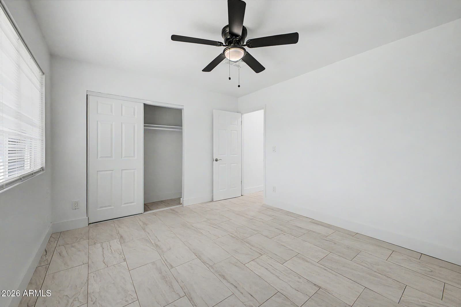 3253 W PORT AU PRINCE Lane, Phoenix, AZ 85053 — photo 20 of 26