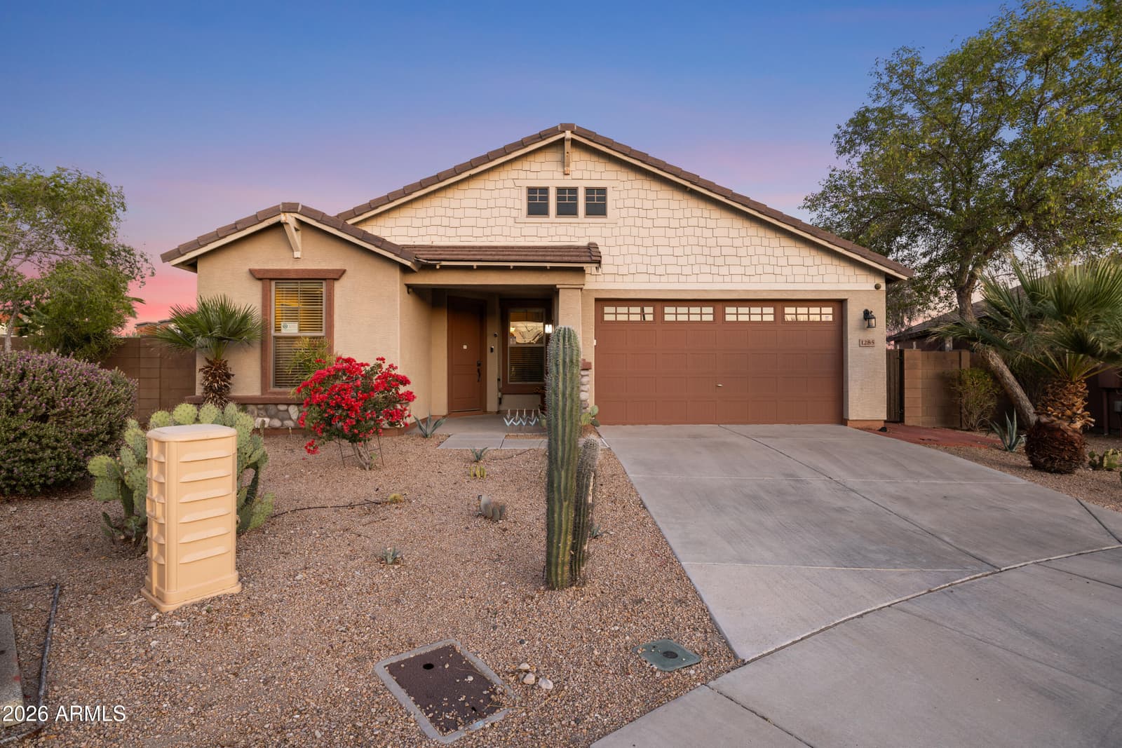 1285 S 237TH Lane, Buckeye, AZ 85326 — photo 4 of 54