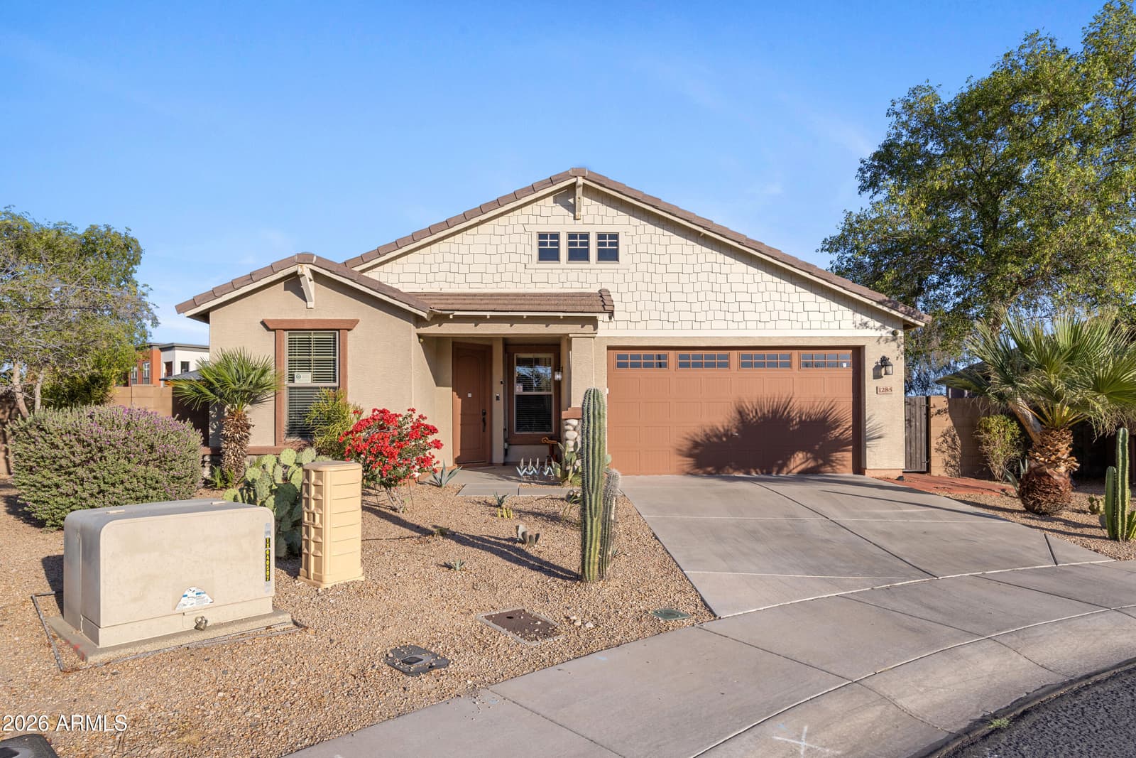 1285 S 237TH Lane, Buckeye, AZ 85326 — photo 5 of 54