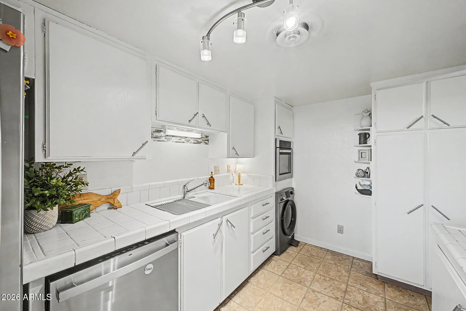 1901 E Missouri Avenue 217, Phoenix, AZ 85016 — photo 15 of 33
