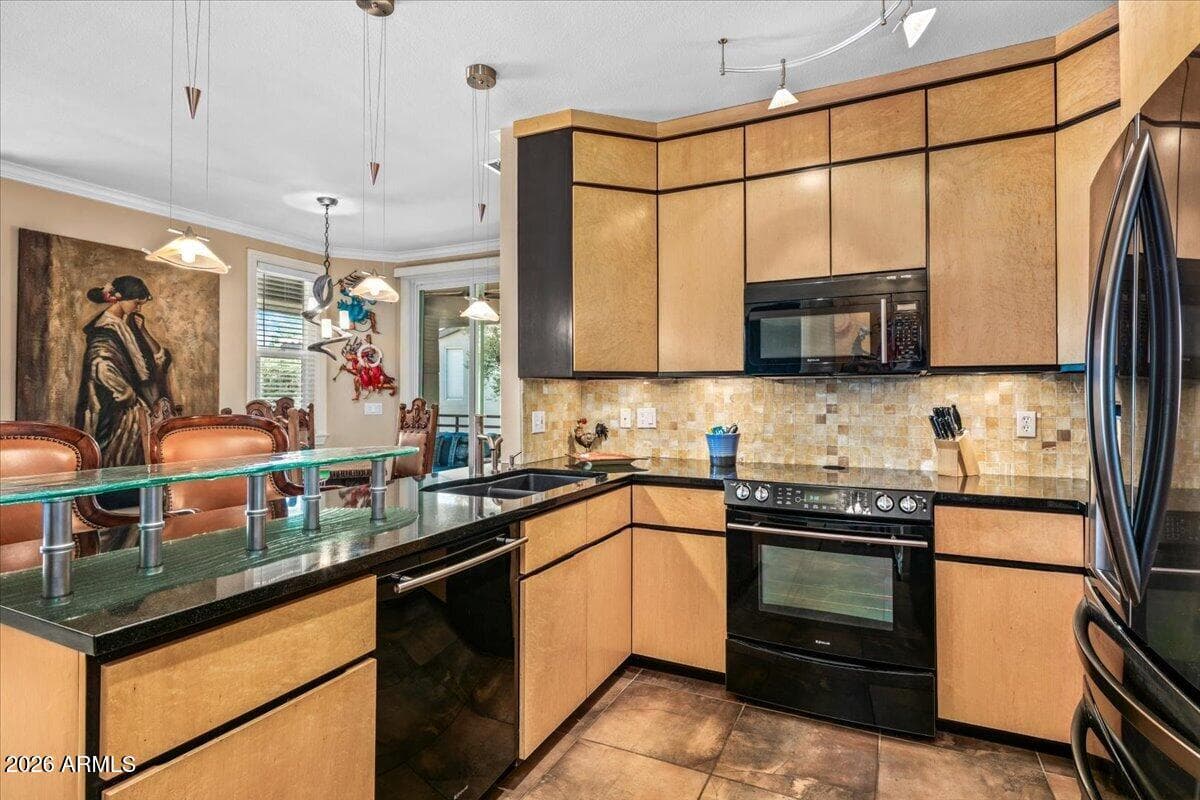 7009 E ACOMA Drive 2151, Scottsdale, AZ 85254 — photo 10 of 38