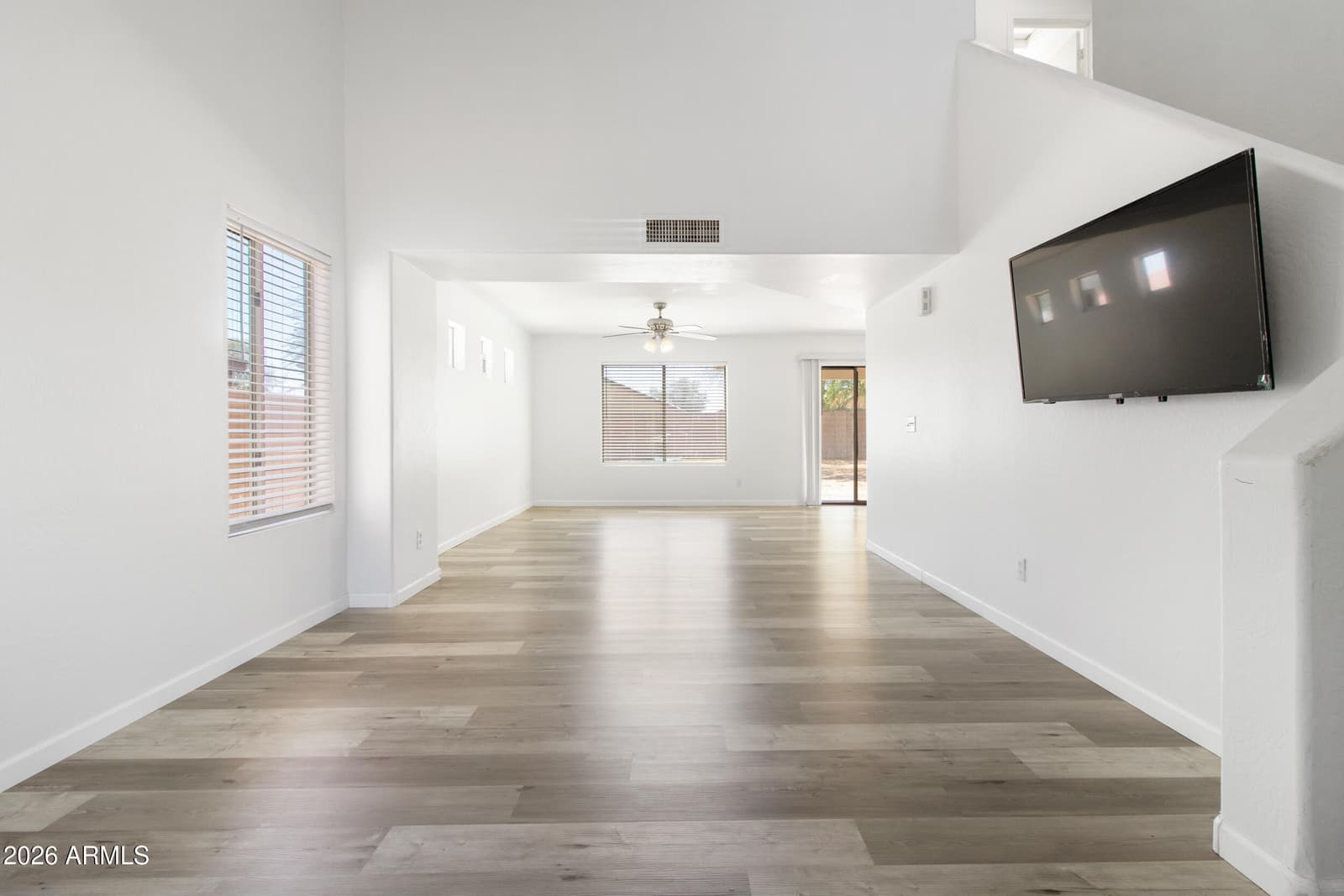 1367 E 10TH Place, Casa Grande, AZ 85122 — photo 3 of 28