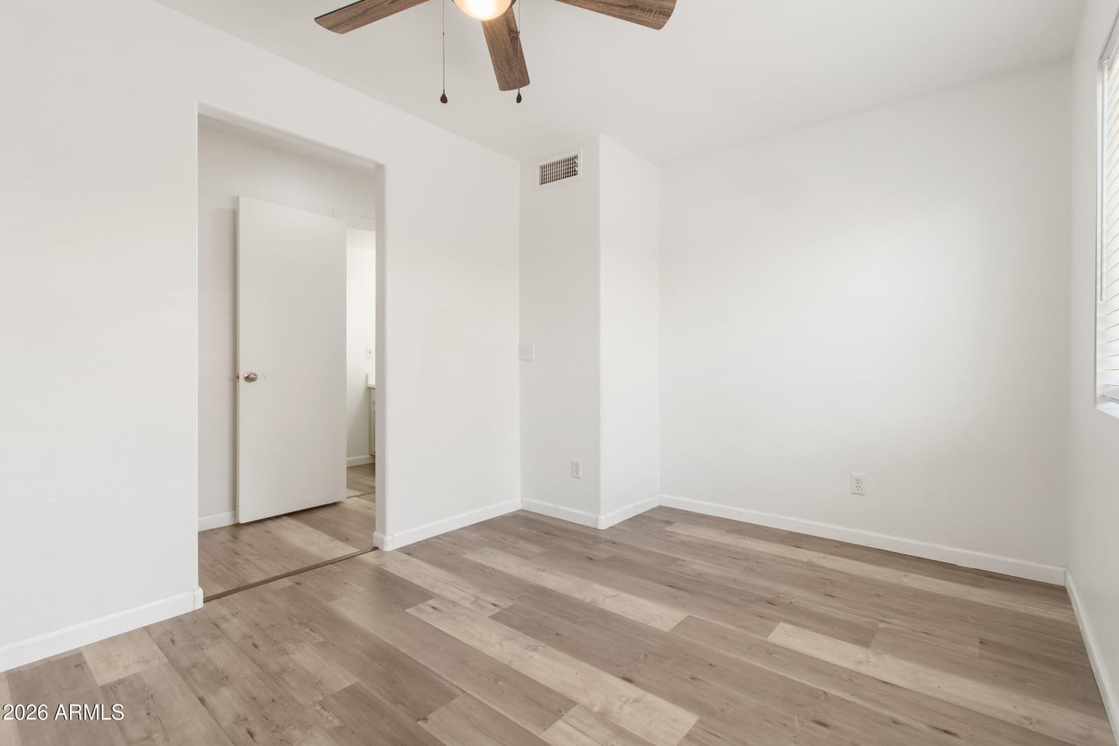 1367 E 10TH Place, Casa Grande, AZ 85122 — photo 5 of 28
