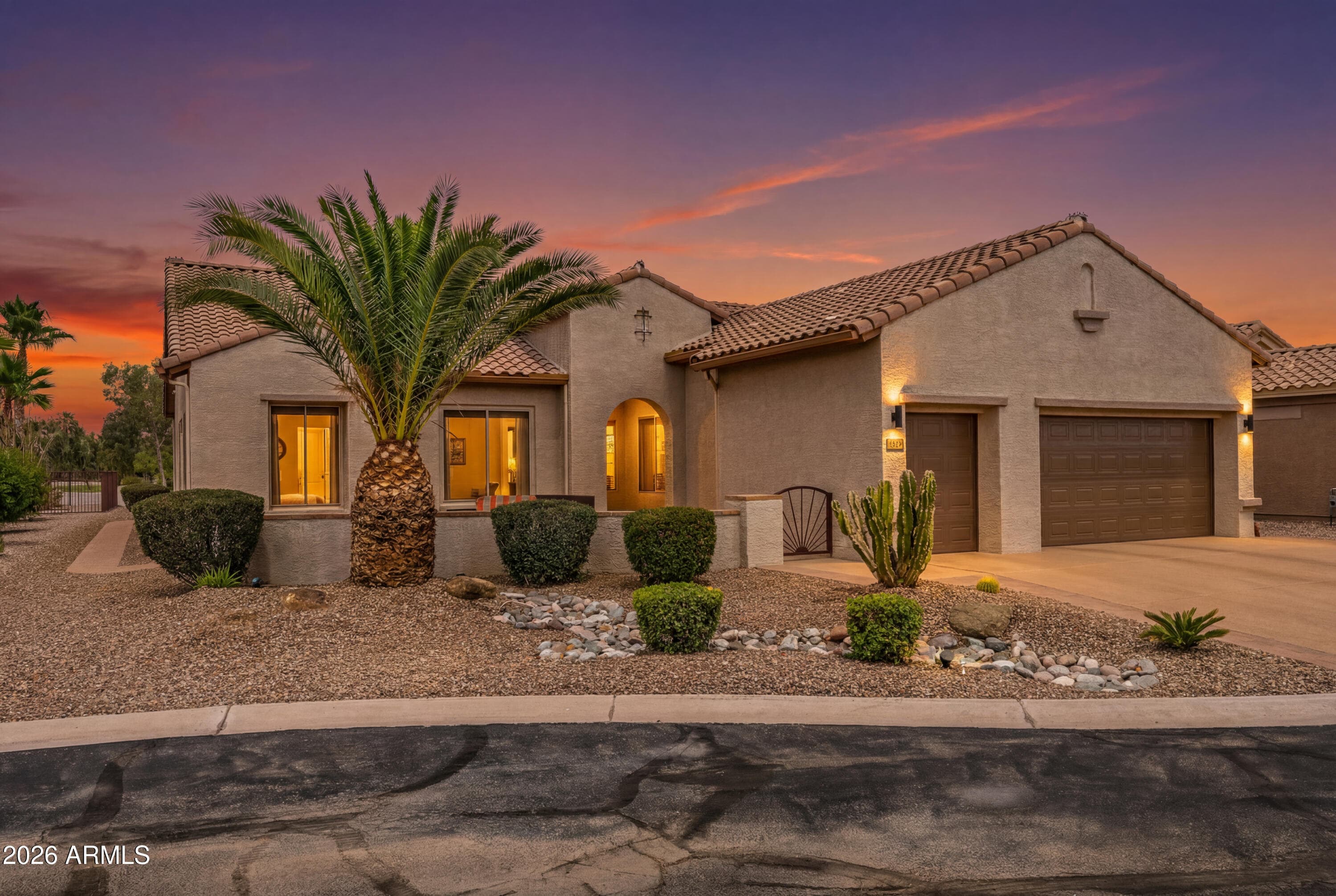 4656 W AZTEC Drive, Eloy, AZ 85131 — photo 1 of 88